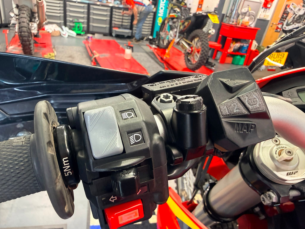 ES 700 Enduro (692cc) 2022