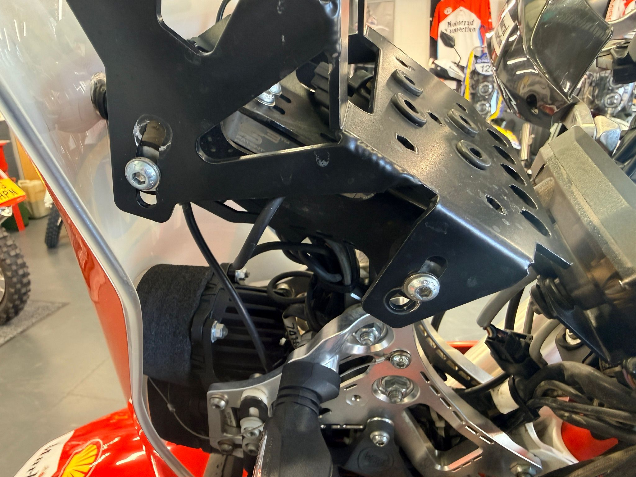 ES 700 Enduro (692cc) 2022