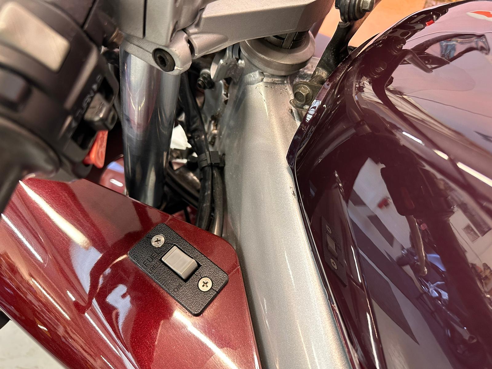FZR 600 R (599cc) 1995