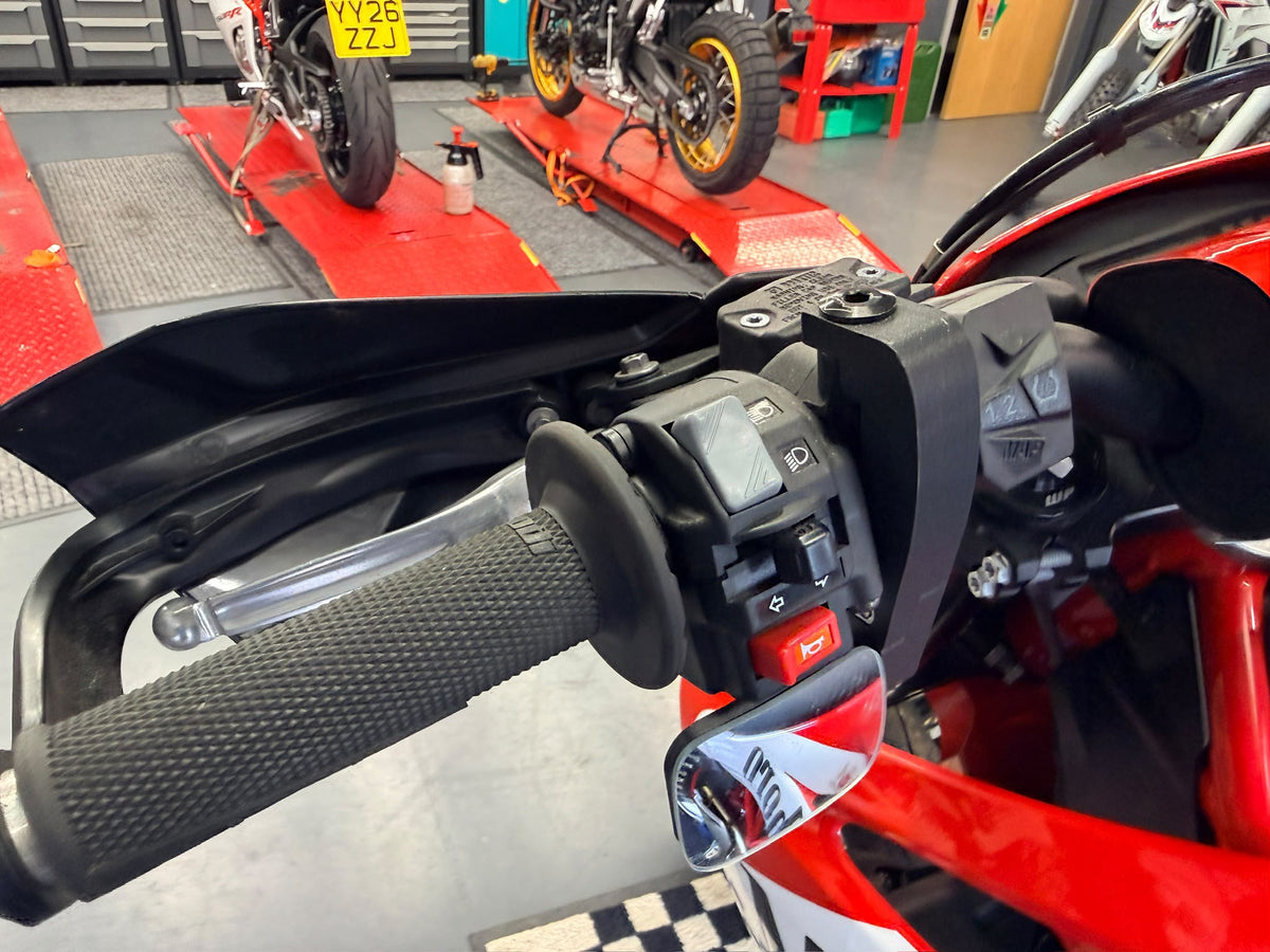 SM 700 Supermoto (692cc) 2024