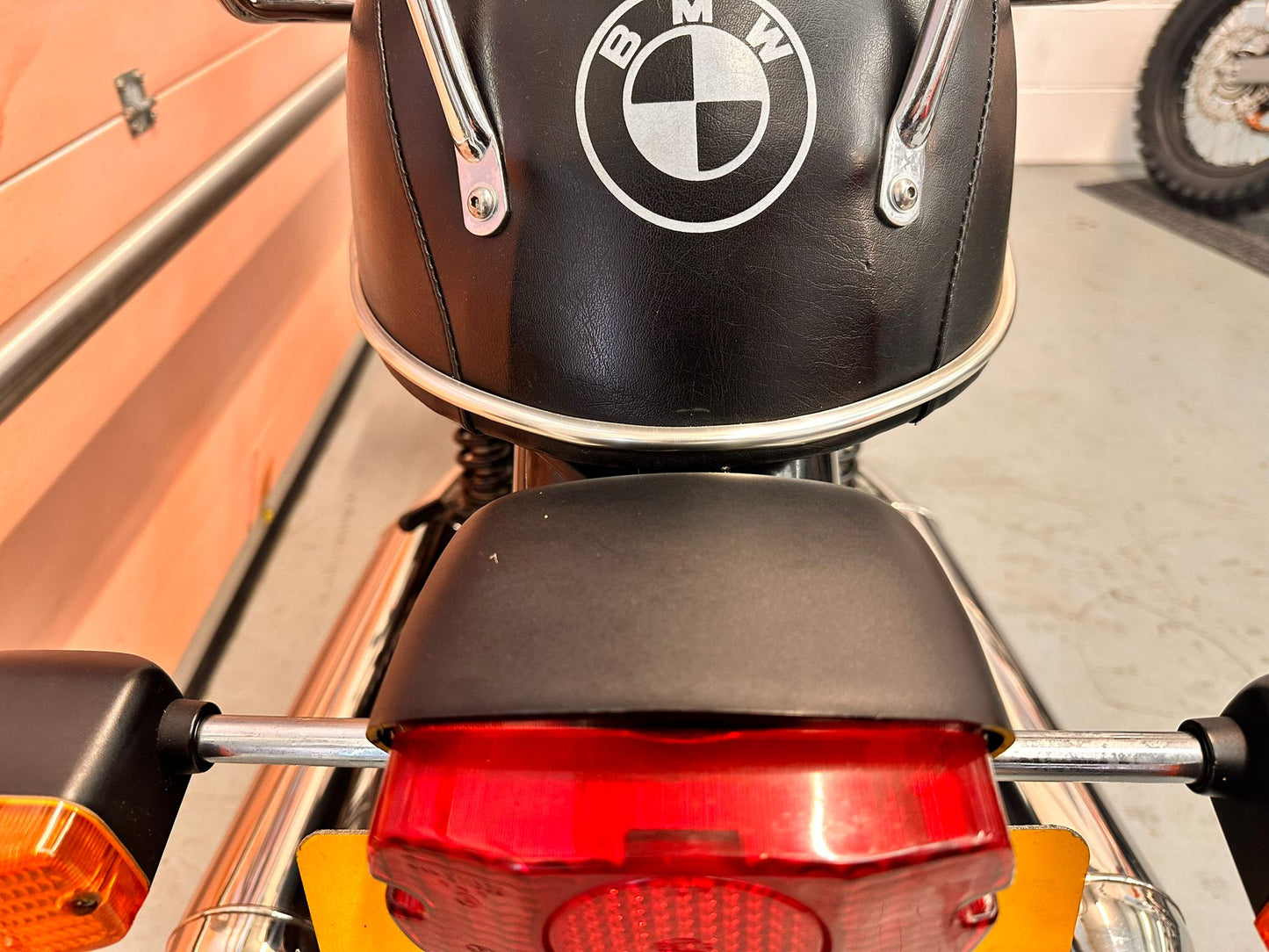 R60/6 (599cc) 1976