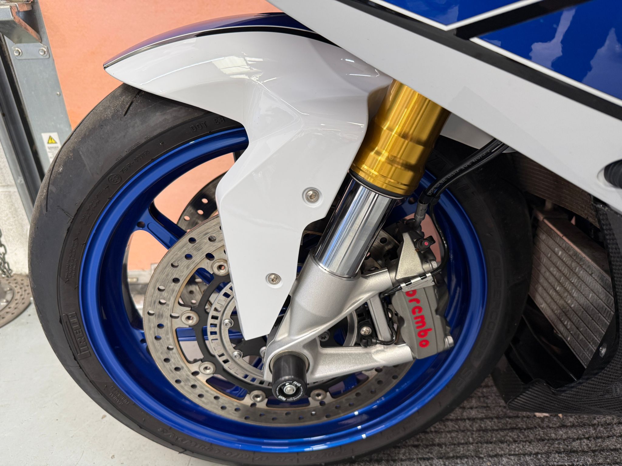 HP4 Carbon S1000RR (999cc) 2014