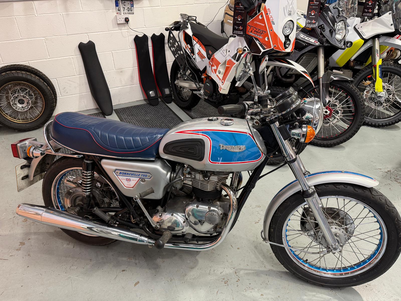 Bonneville T140V 750 Silver Jubilee (744cc) 1977
