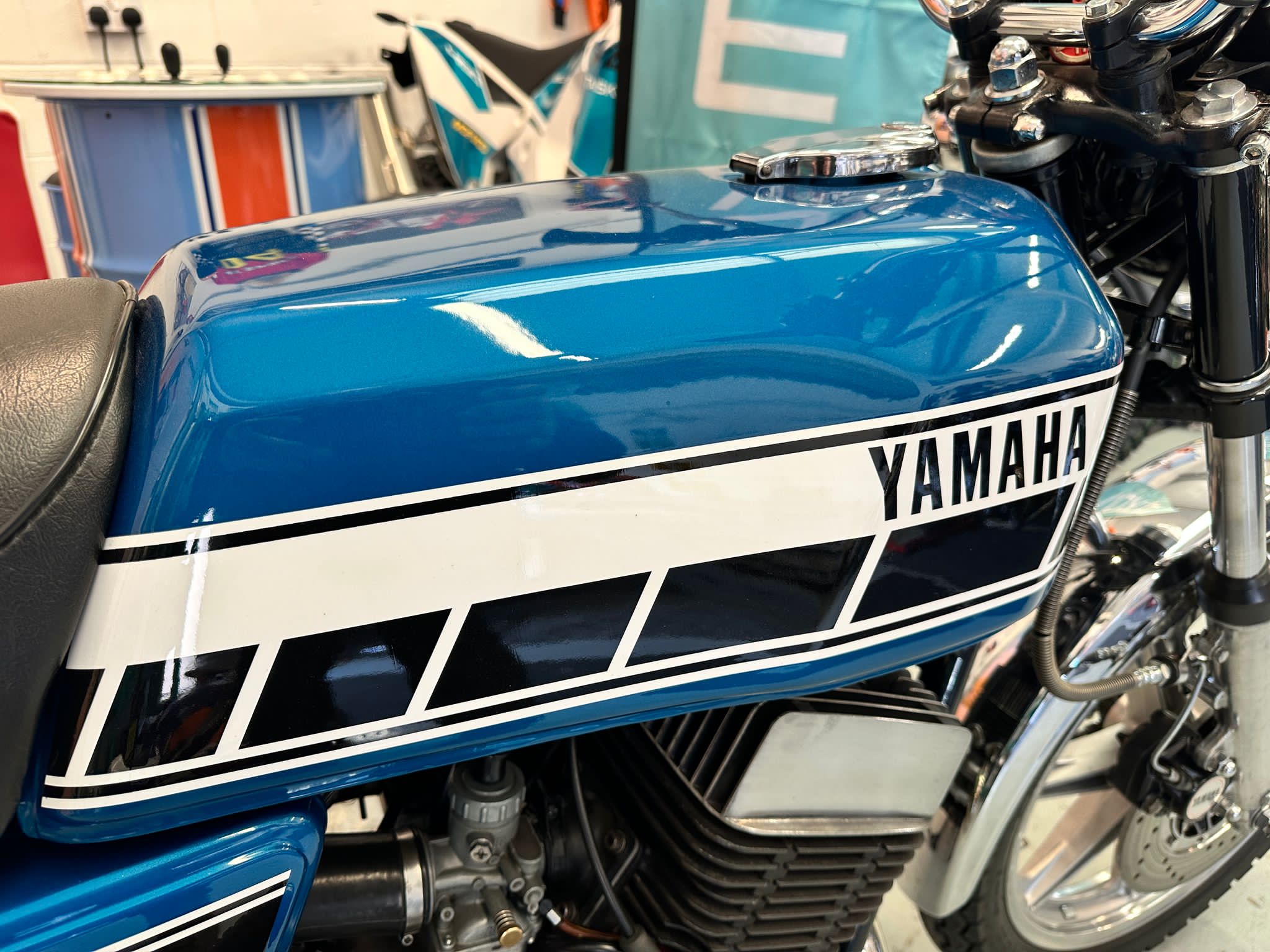 RD400 (398cc) 1976