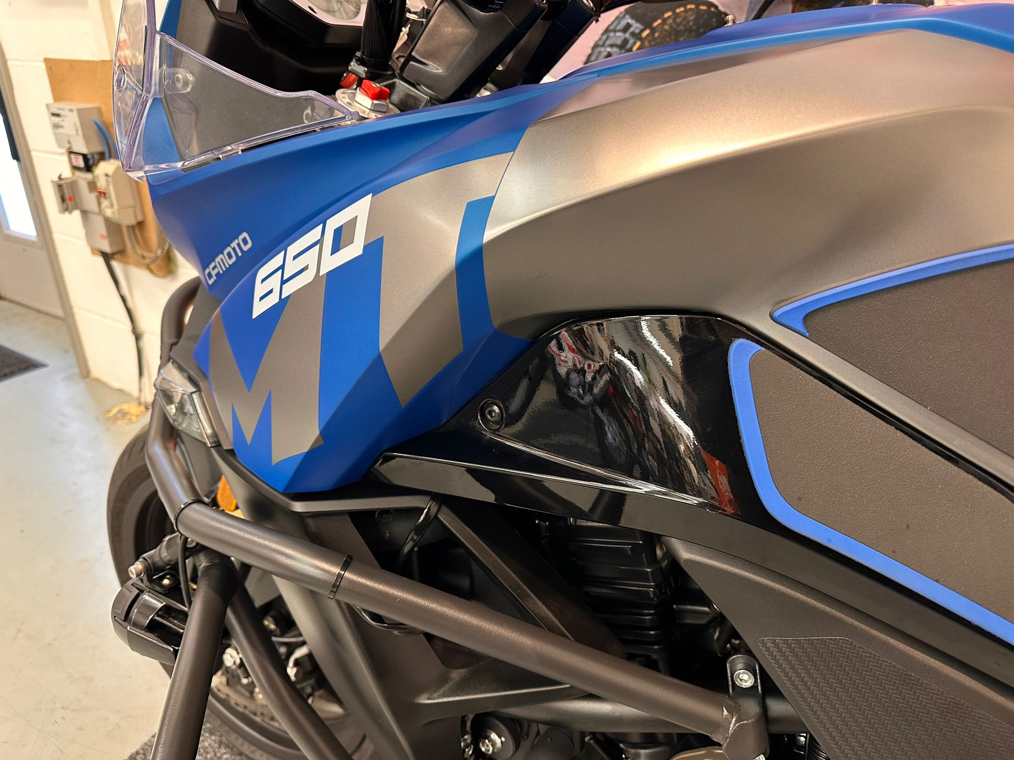 650 MT (649cc) 2021