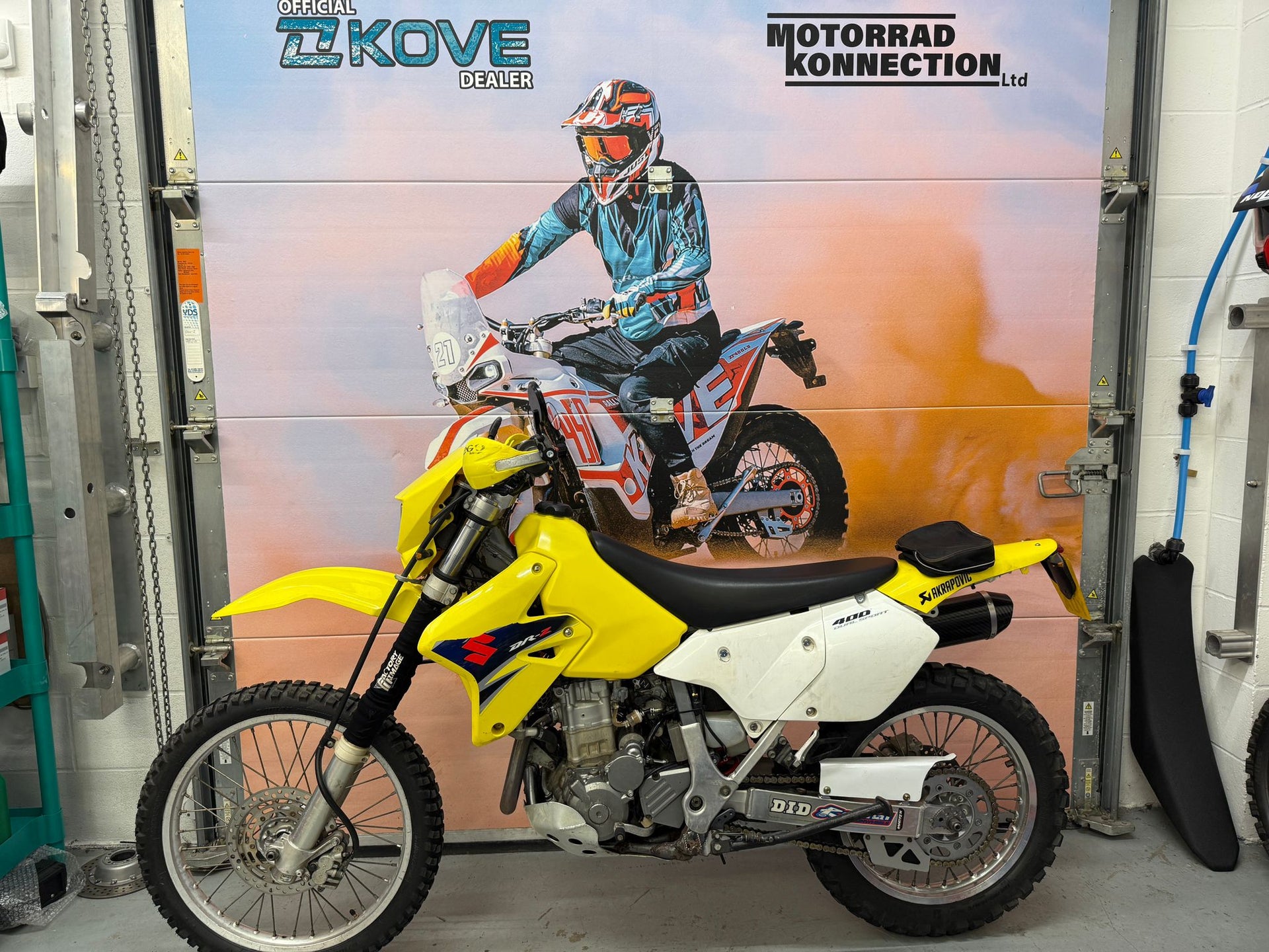 DR-Z400 Enduro (398cc) 2003 – Motorrad Konnection Ltd, image size:1920x1440