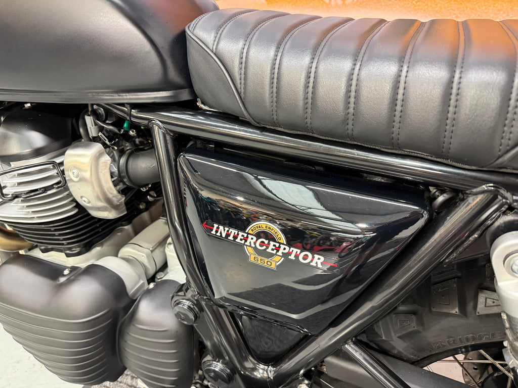 Interceptor Street Scrambler (648cc) 2022