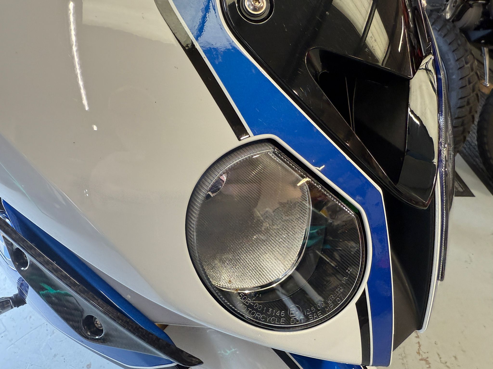 HP4 Carbon S1000RR (999cc) 2014