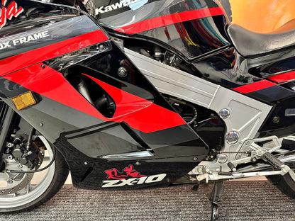 Ninja ZX-10R (998cc) 1995