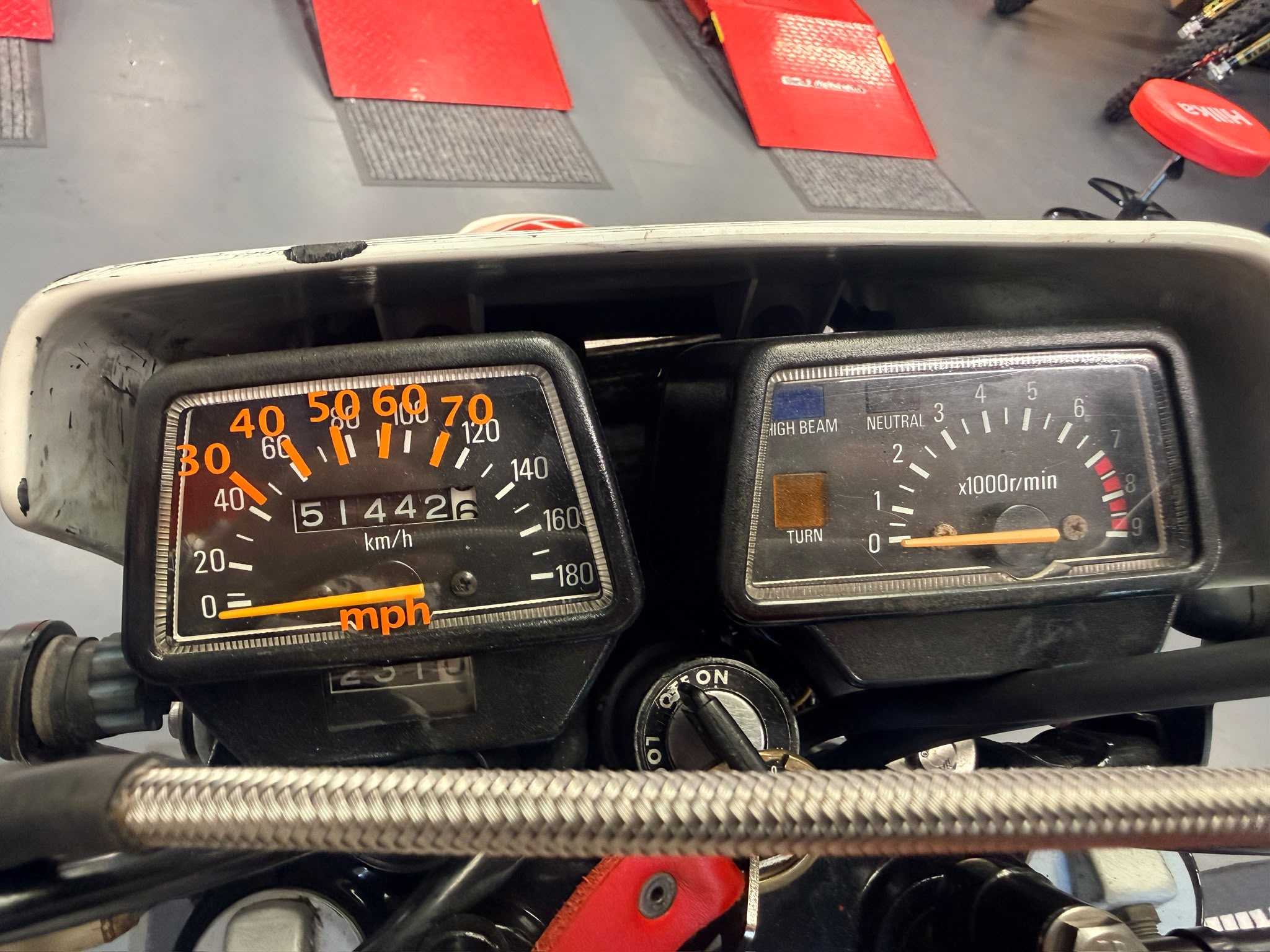 XT600 Tenere 34L (595cc) 1985