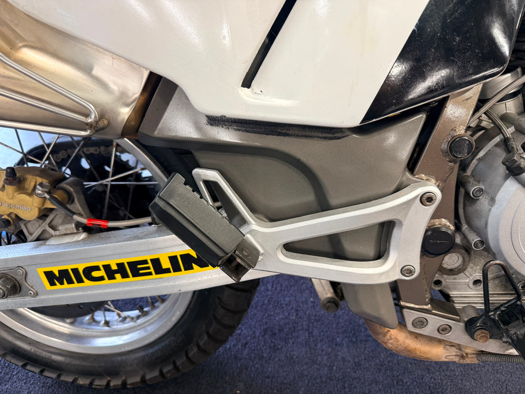 750 Elefant Lucky Explorer (748cc) 1999