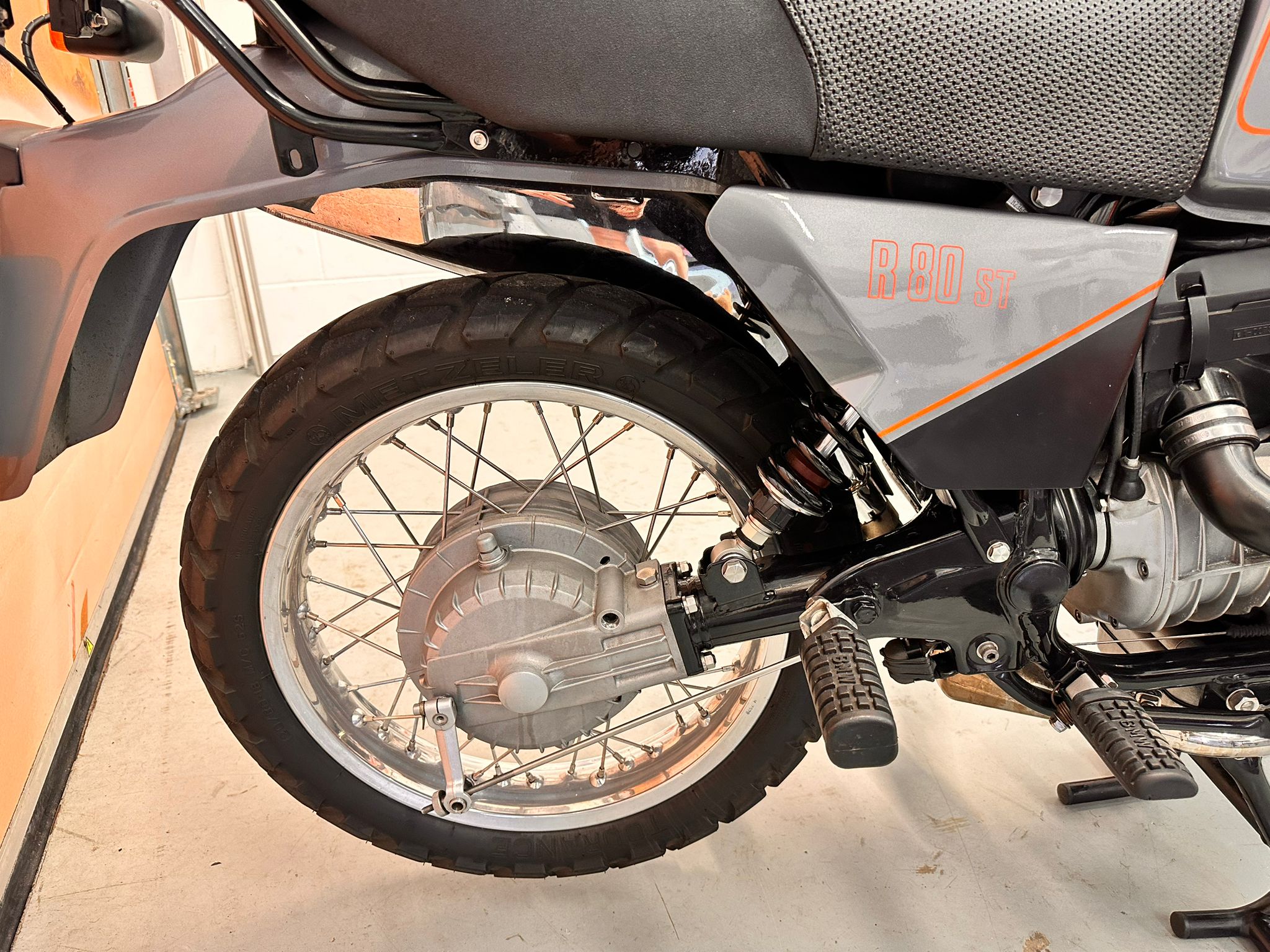 R80 ST (798cc) 1983