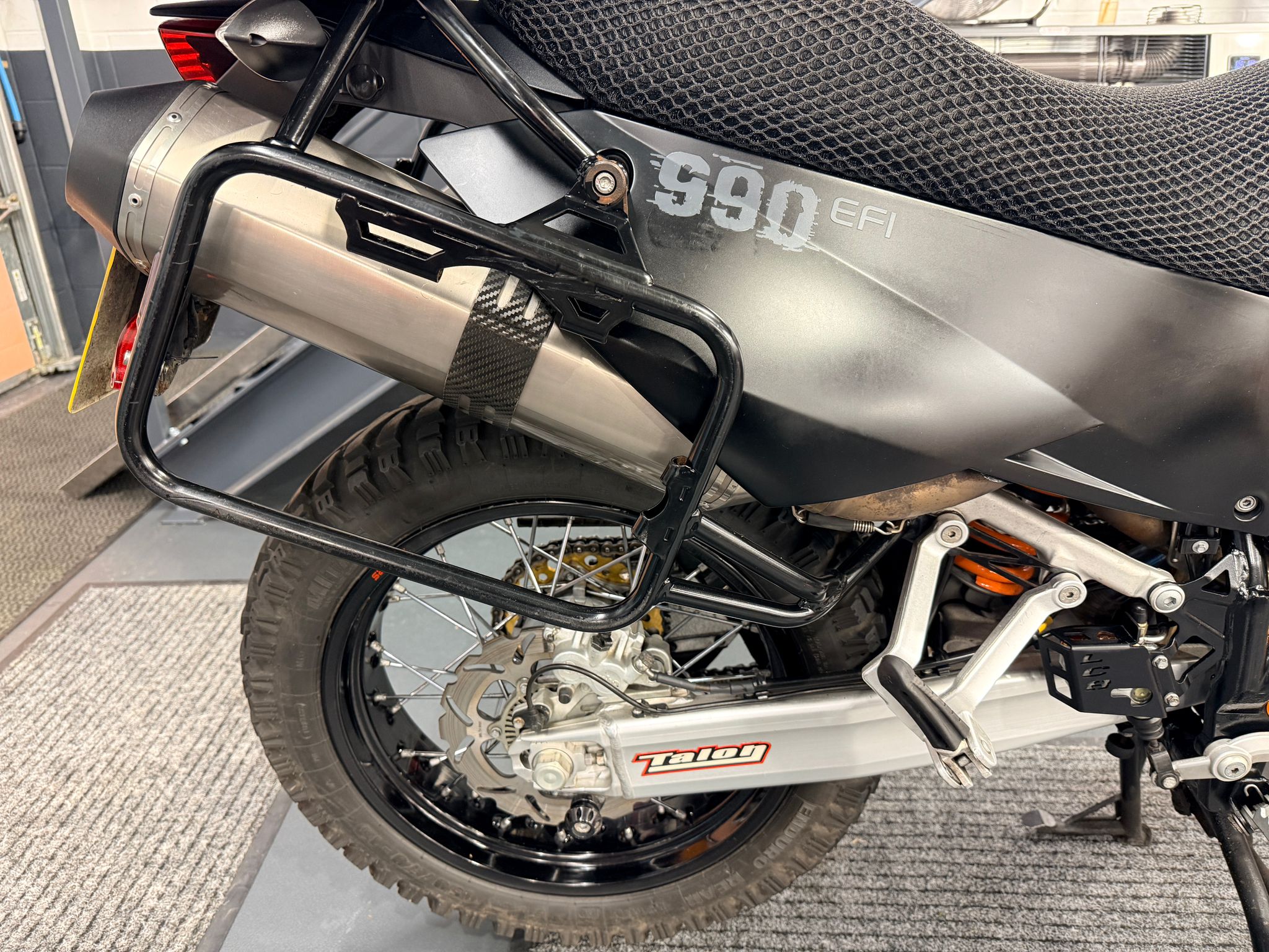 990 Adventure (998cc) 2006