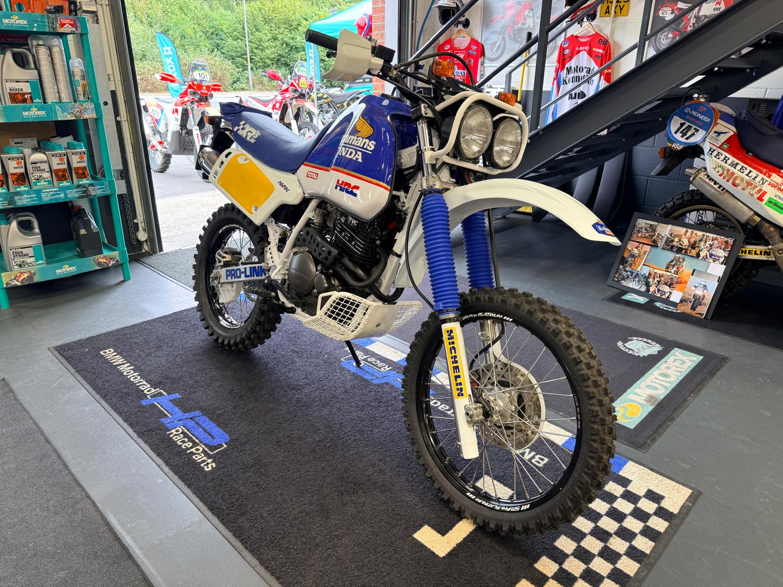XR 650L (644cc) 2012