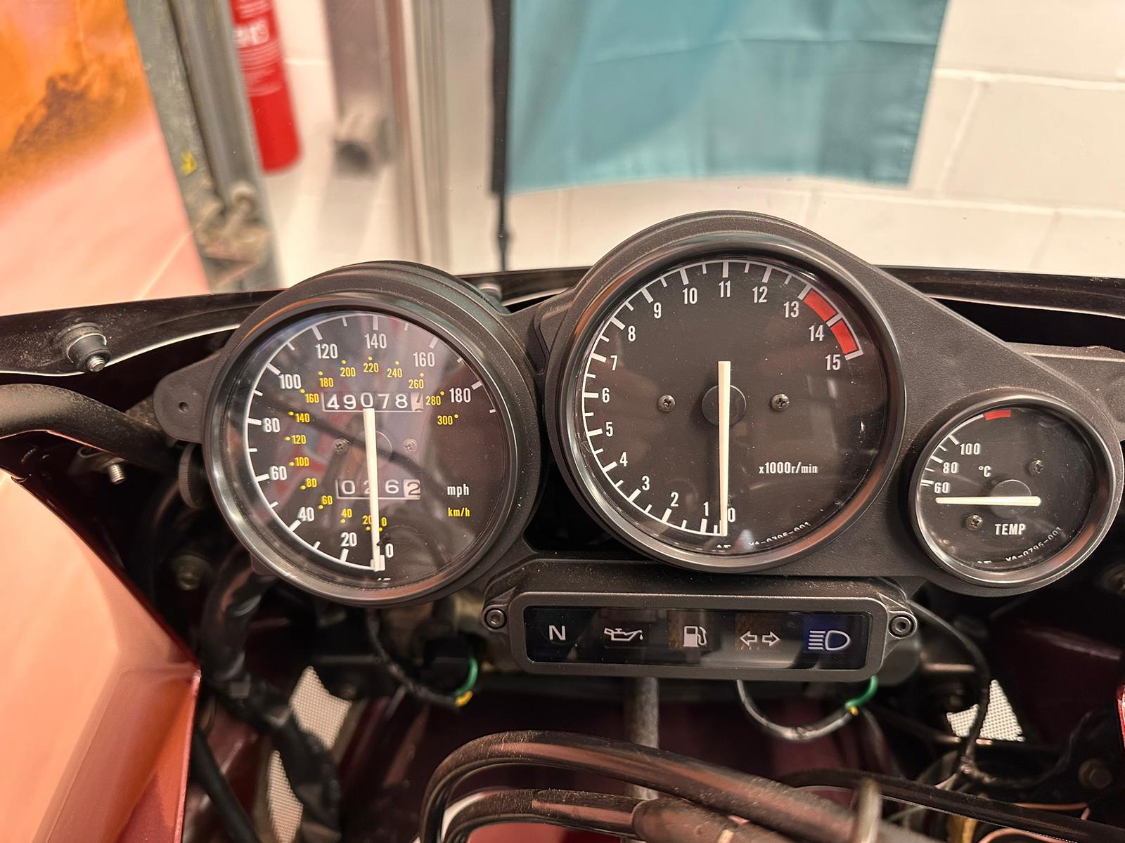 FZR 600 R (599cc) 1995