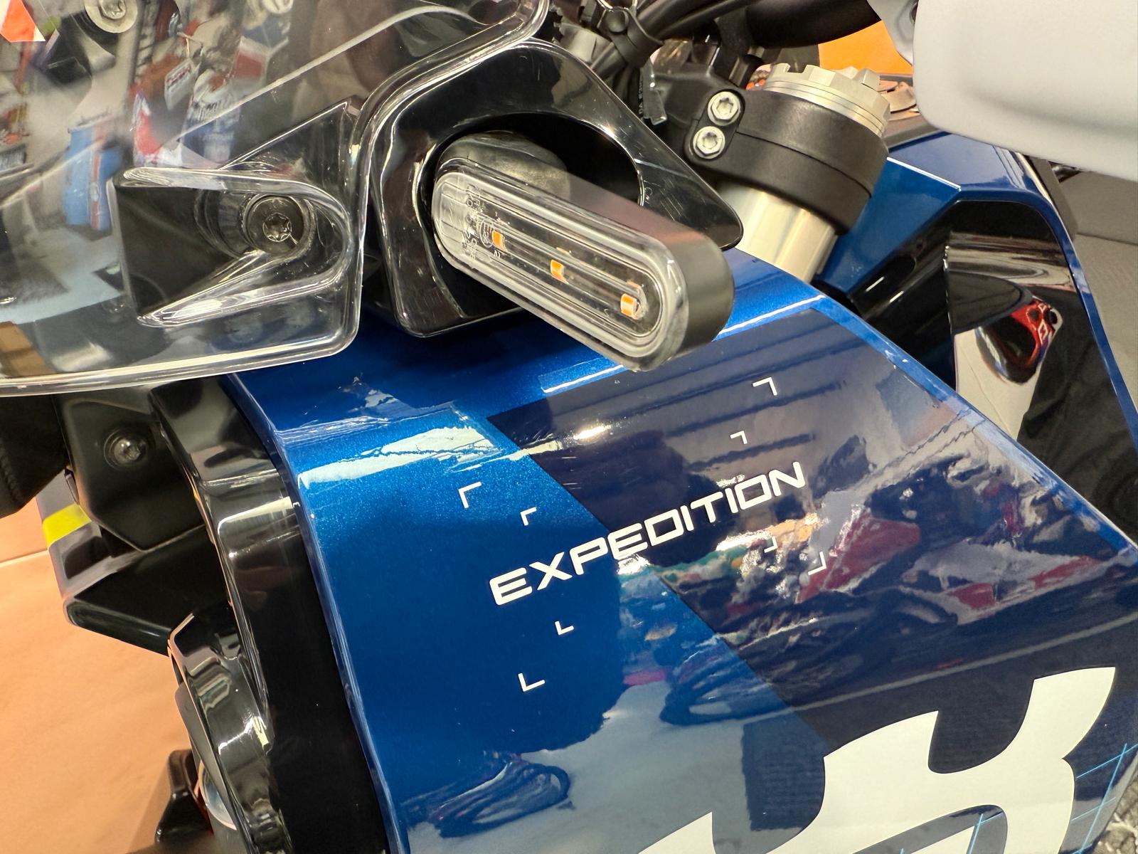 Norden 901 (889cc) 2025