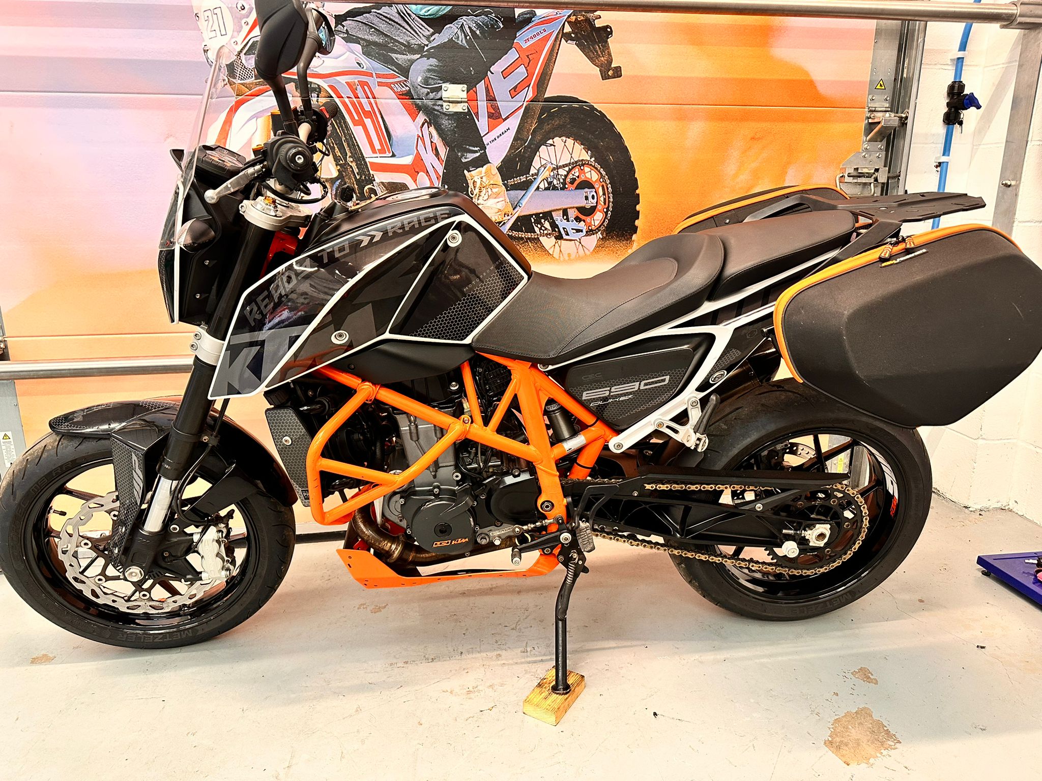 690 Duke 690cc 2015 Motorrad Konnection Ltd