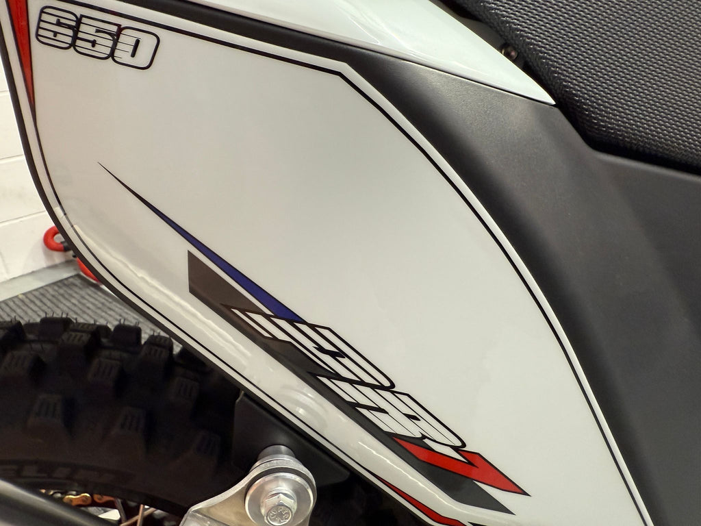 PR7 (650cc) 2025