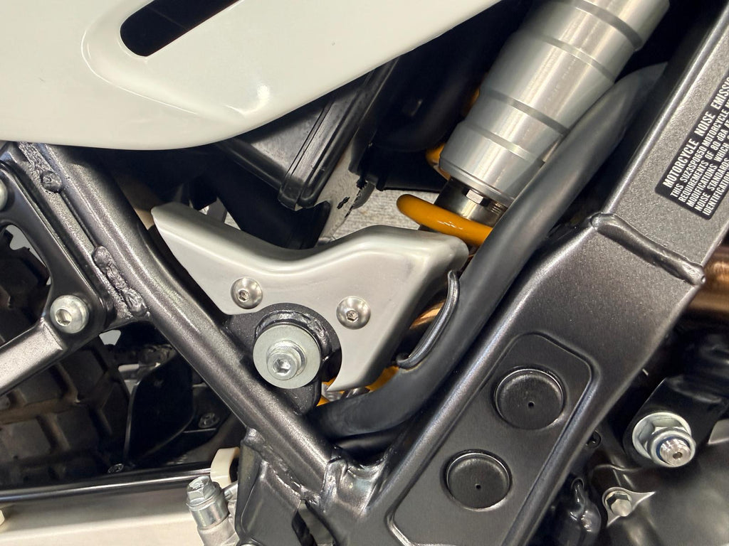 DR 650 Dual Sport (790cc) 2025