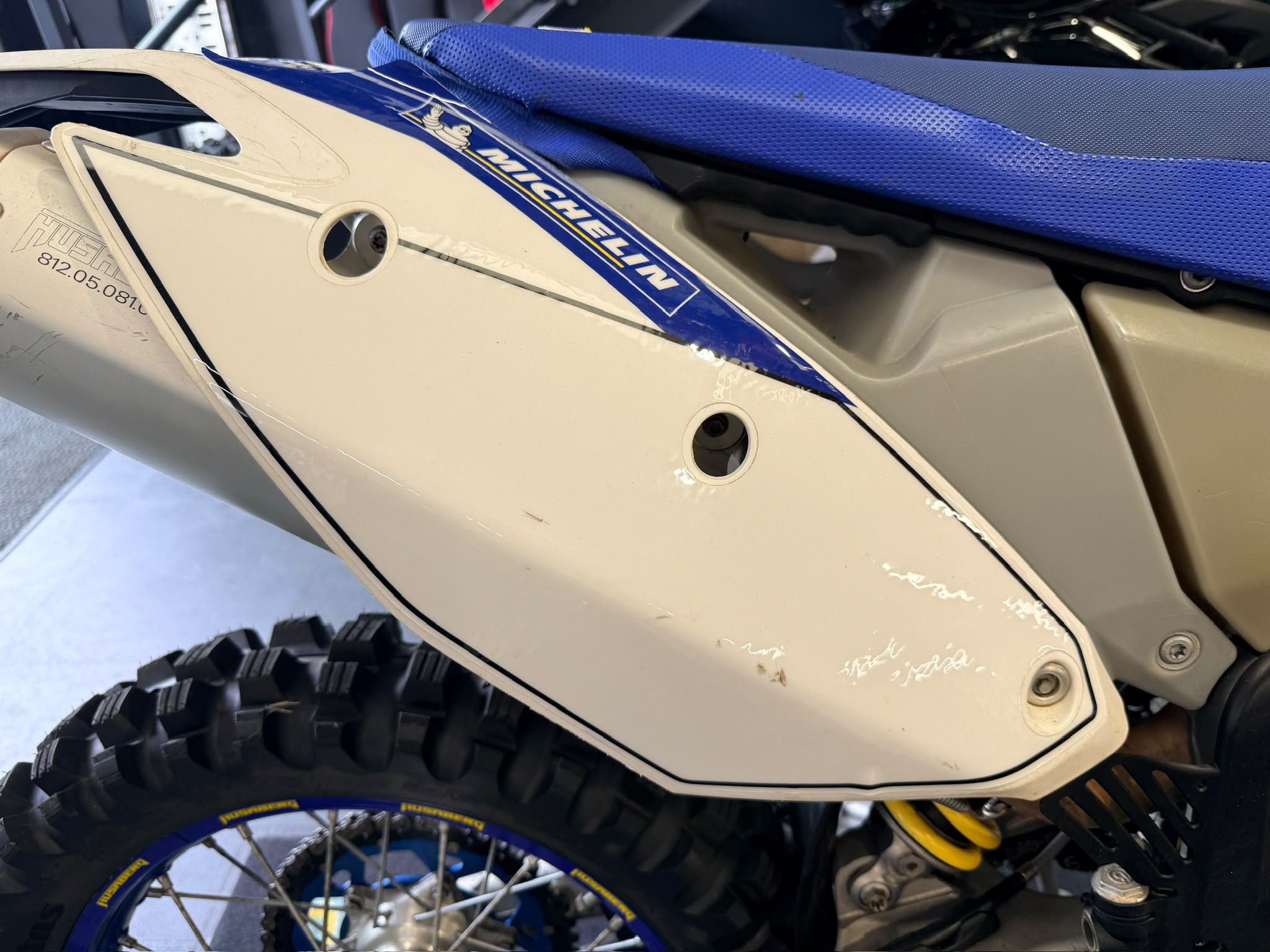 FE 390 (393cc) 2011
