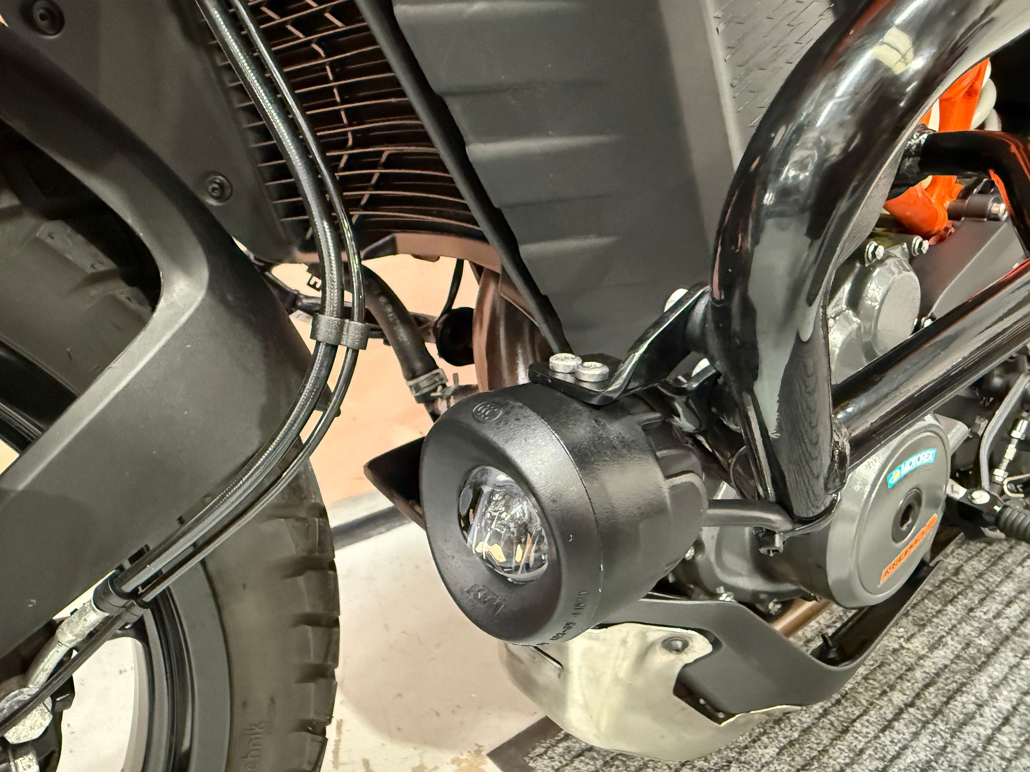 390 Adventure Touring X (399cc) 2024