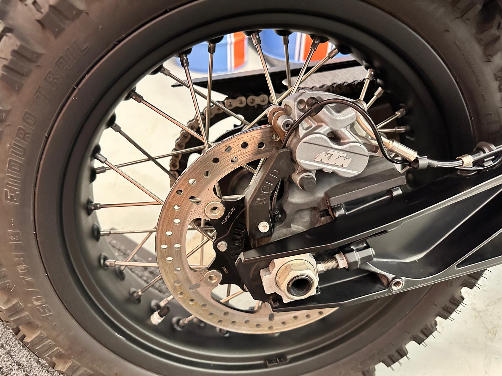 890 Adventure R (889cc) 2023