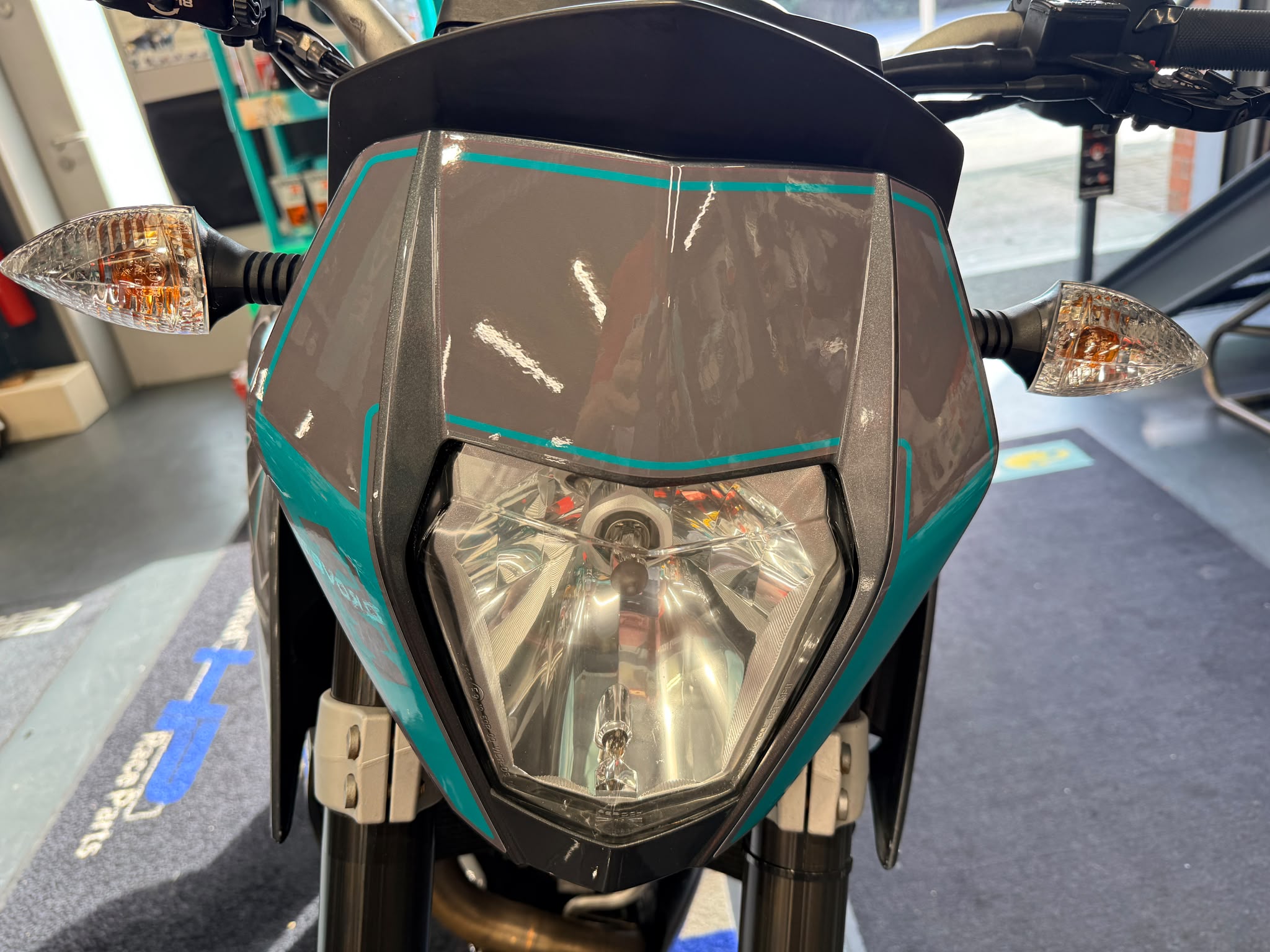 690 Duke (732cc) 2012