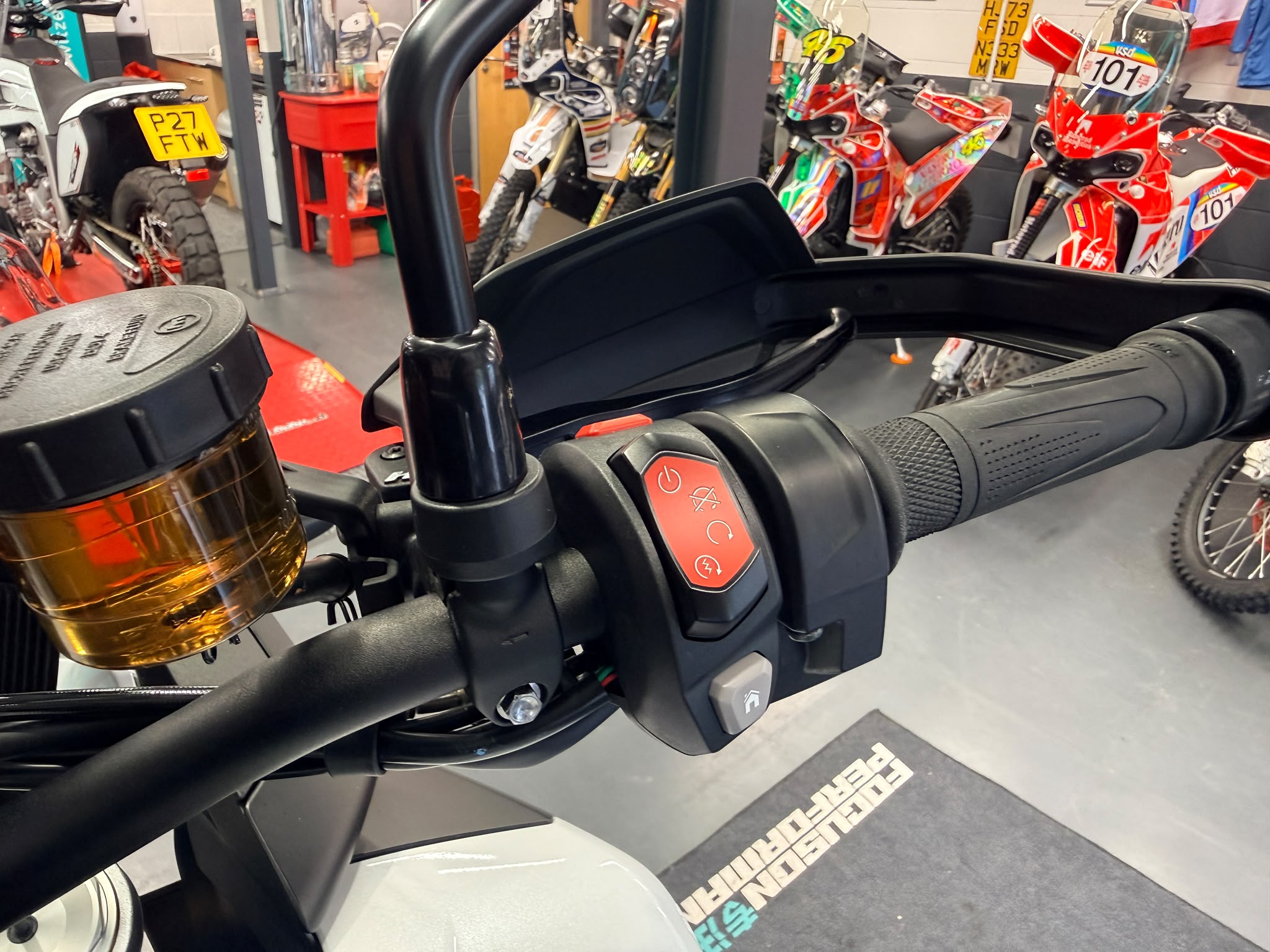 Tiger 1200 Rally Pro (1160cc) 2022