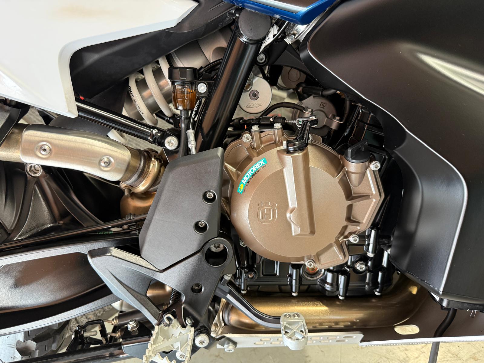 Norden 901 (889cc) 2025