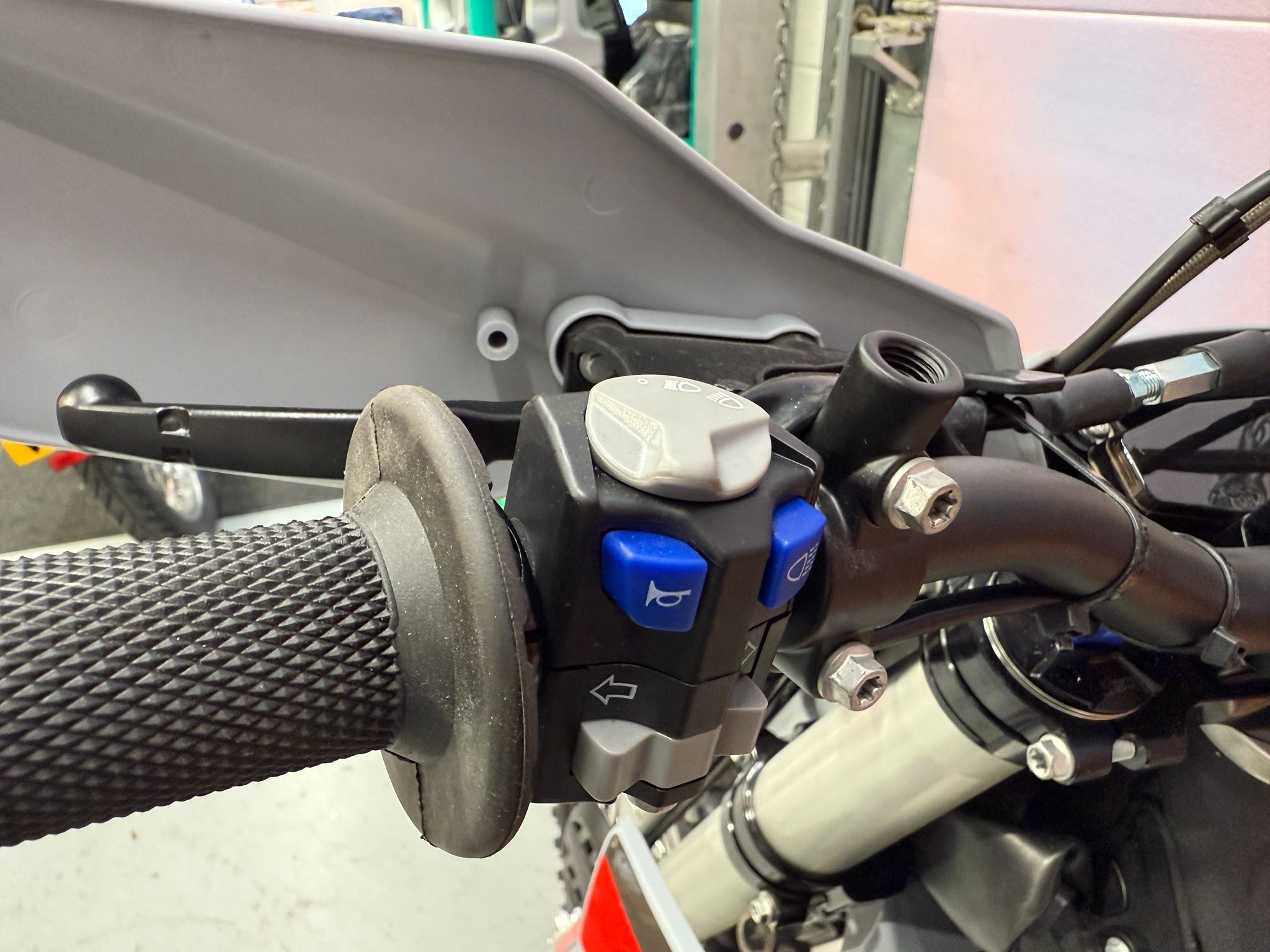 TSE 250R (250cc) 2025