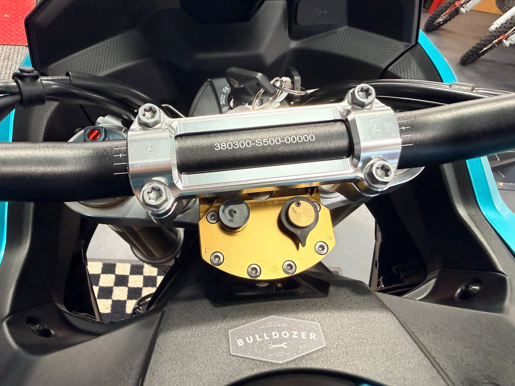 800X Rally (799cc) 2025