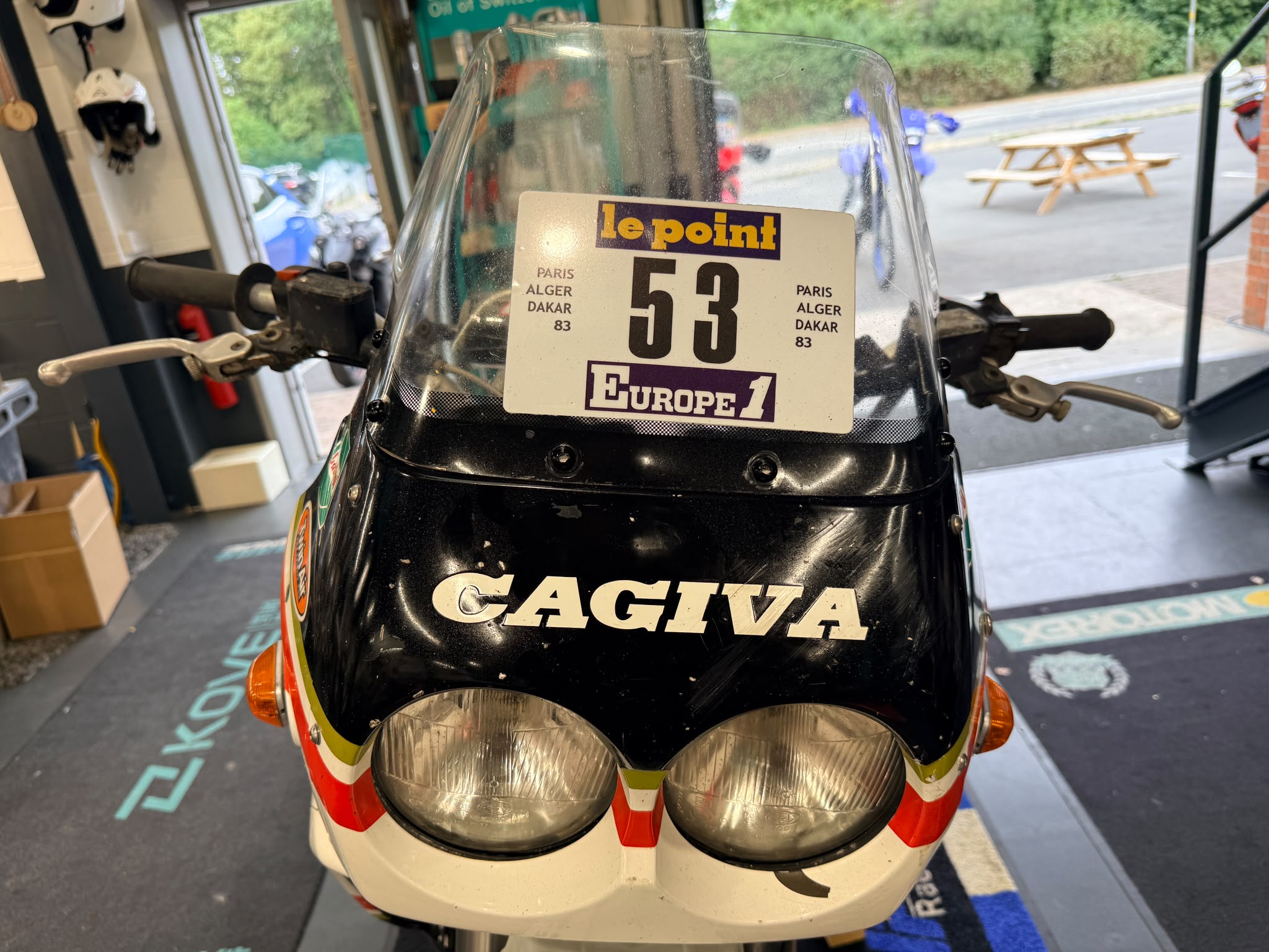 900 Elefant Lucky Explorer (904cc) 1993