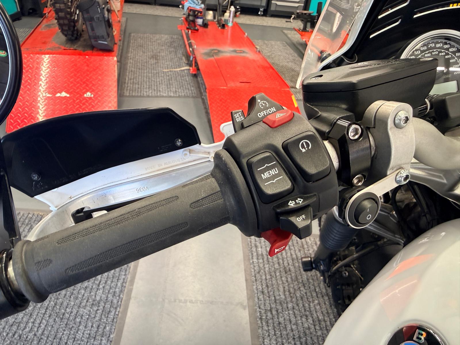 R Nine T Paris Dakar (1170cc) 2021