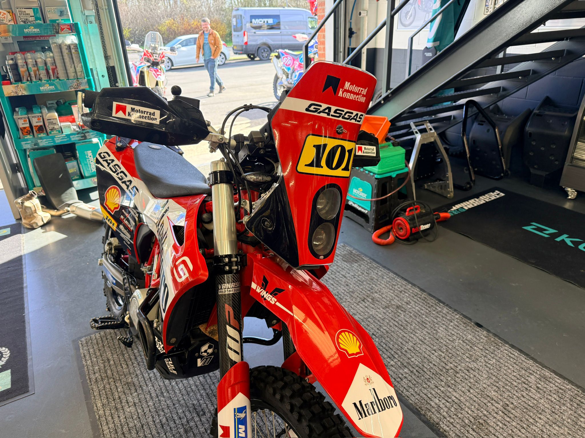 ES 700 Enduro (692cc) 2022