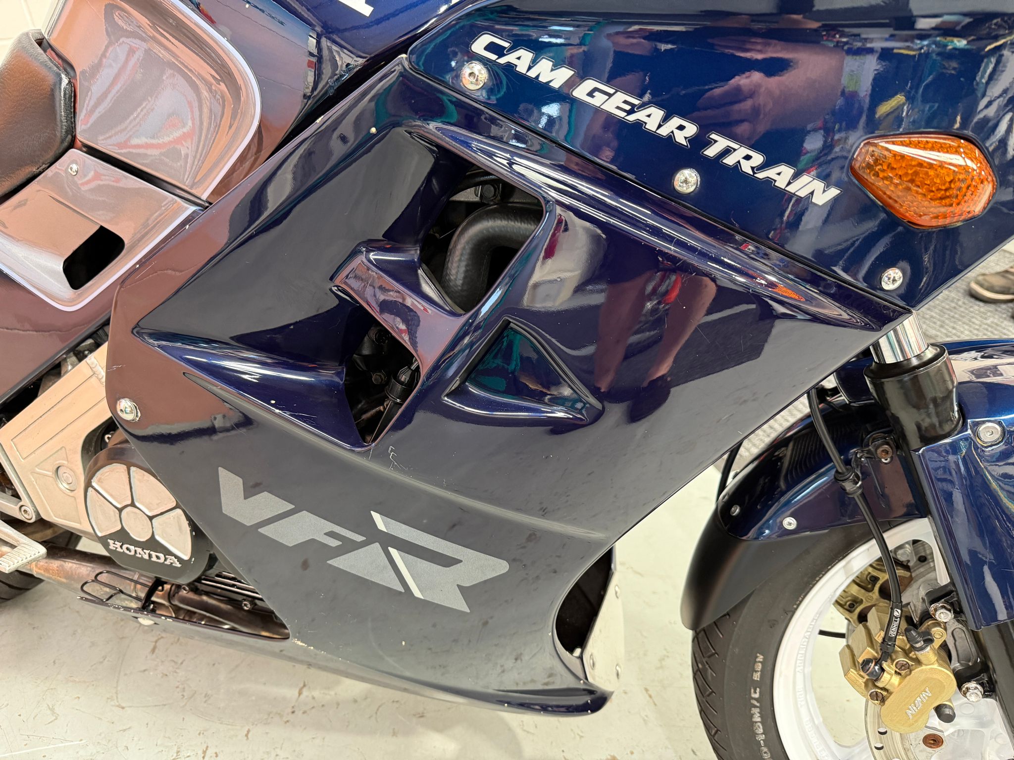 VFR 750 RC24 (748cc) 1987