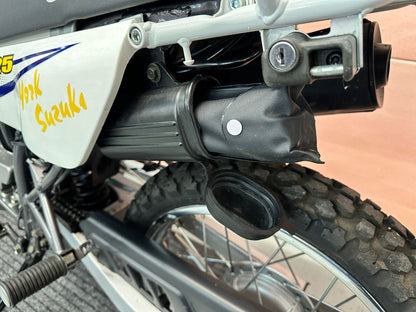 DR 125 Dual Sport (124cc) 2001
