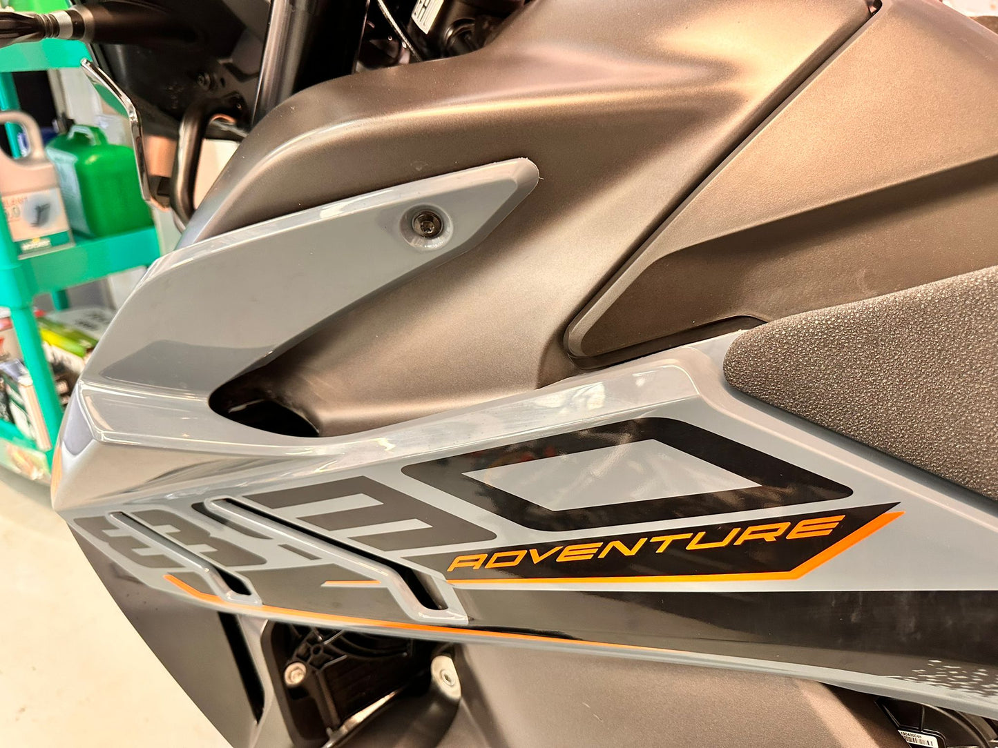 890 Adventure (889cc) 2023