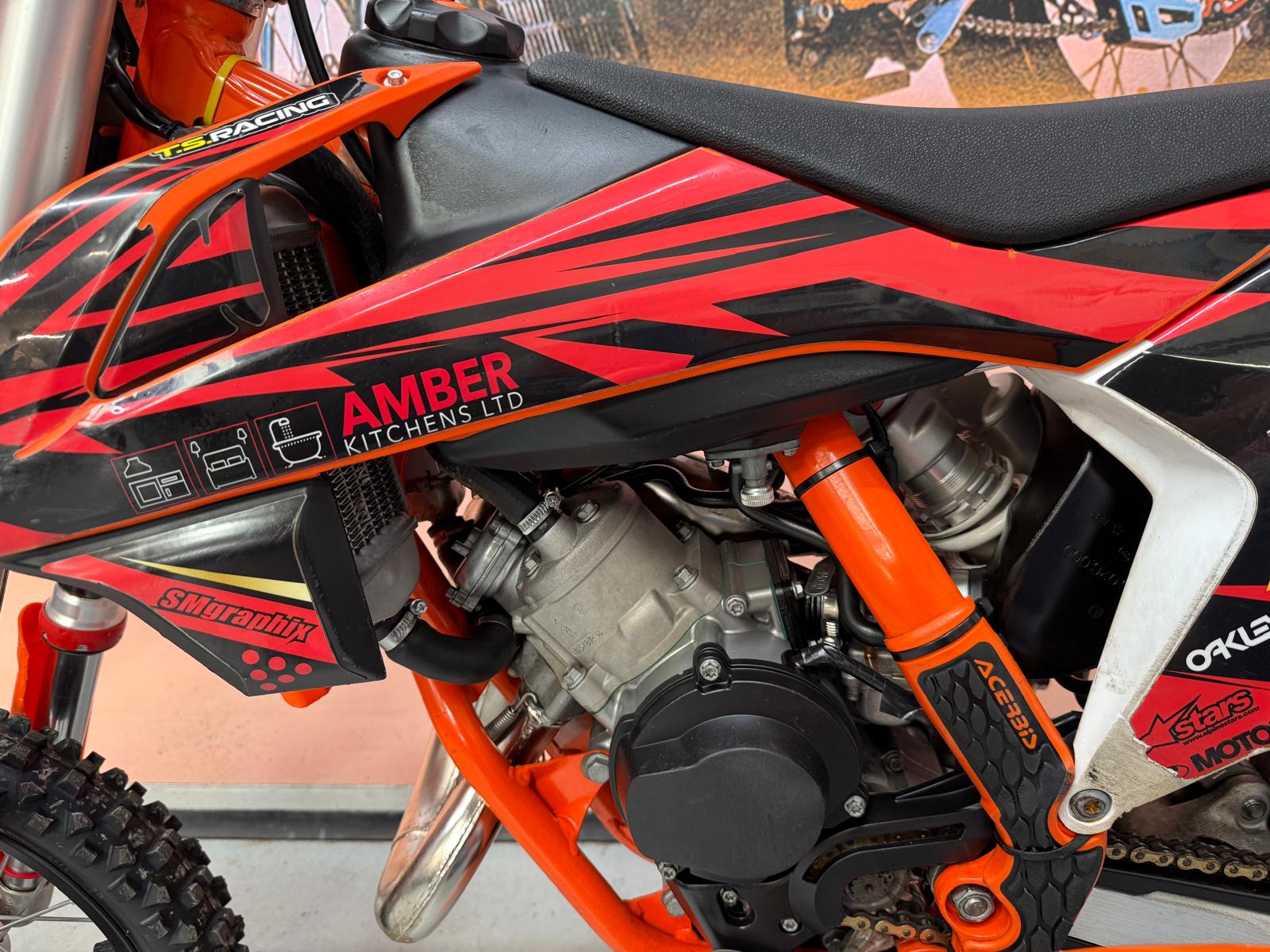 SX 65 (64.9cc) 2022