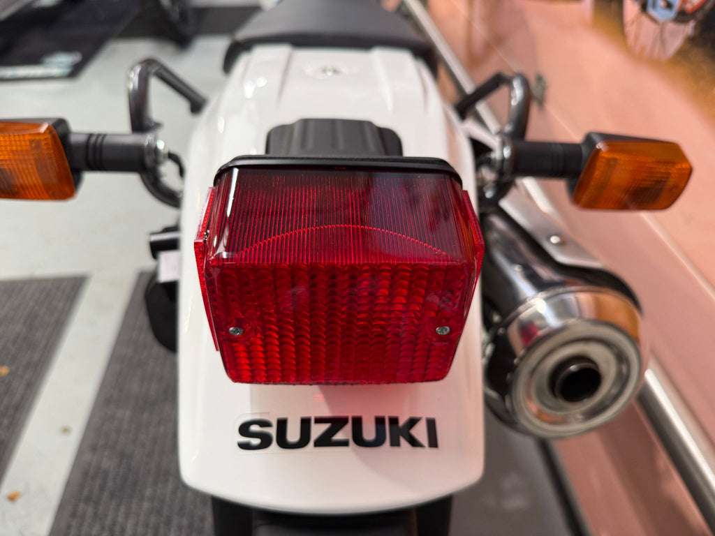 DR 650 Dual Sport (644cc) 2025
