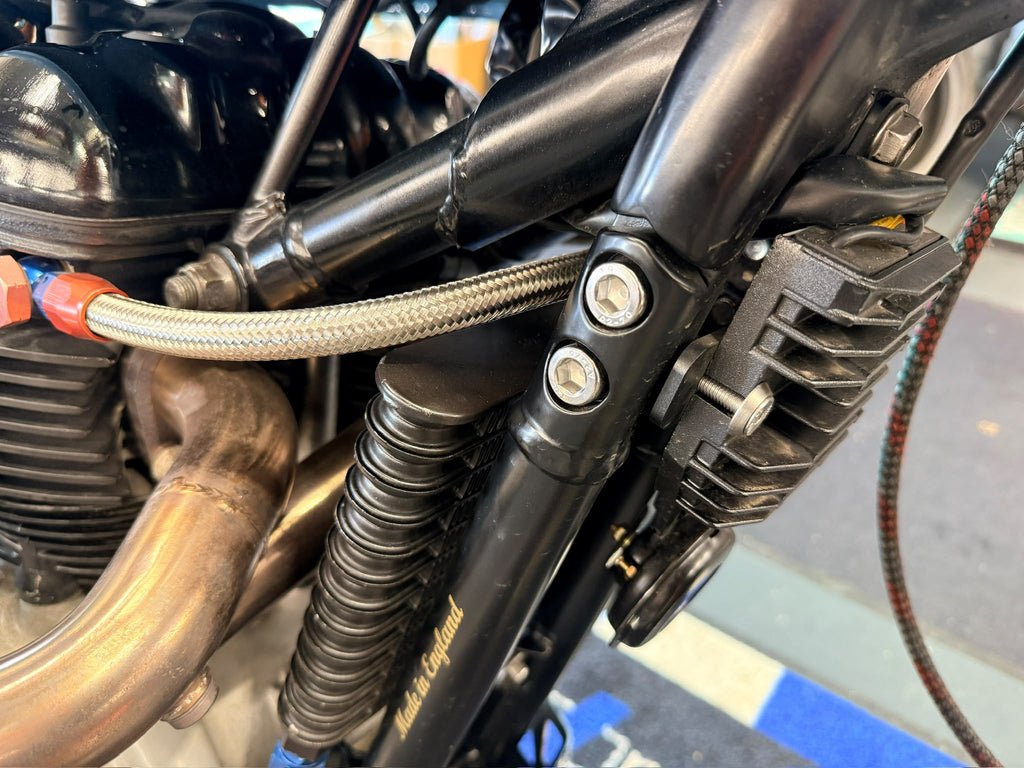 Thruxton 900 Desert Sled (865cc) 2006