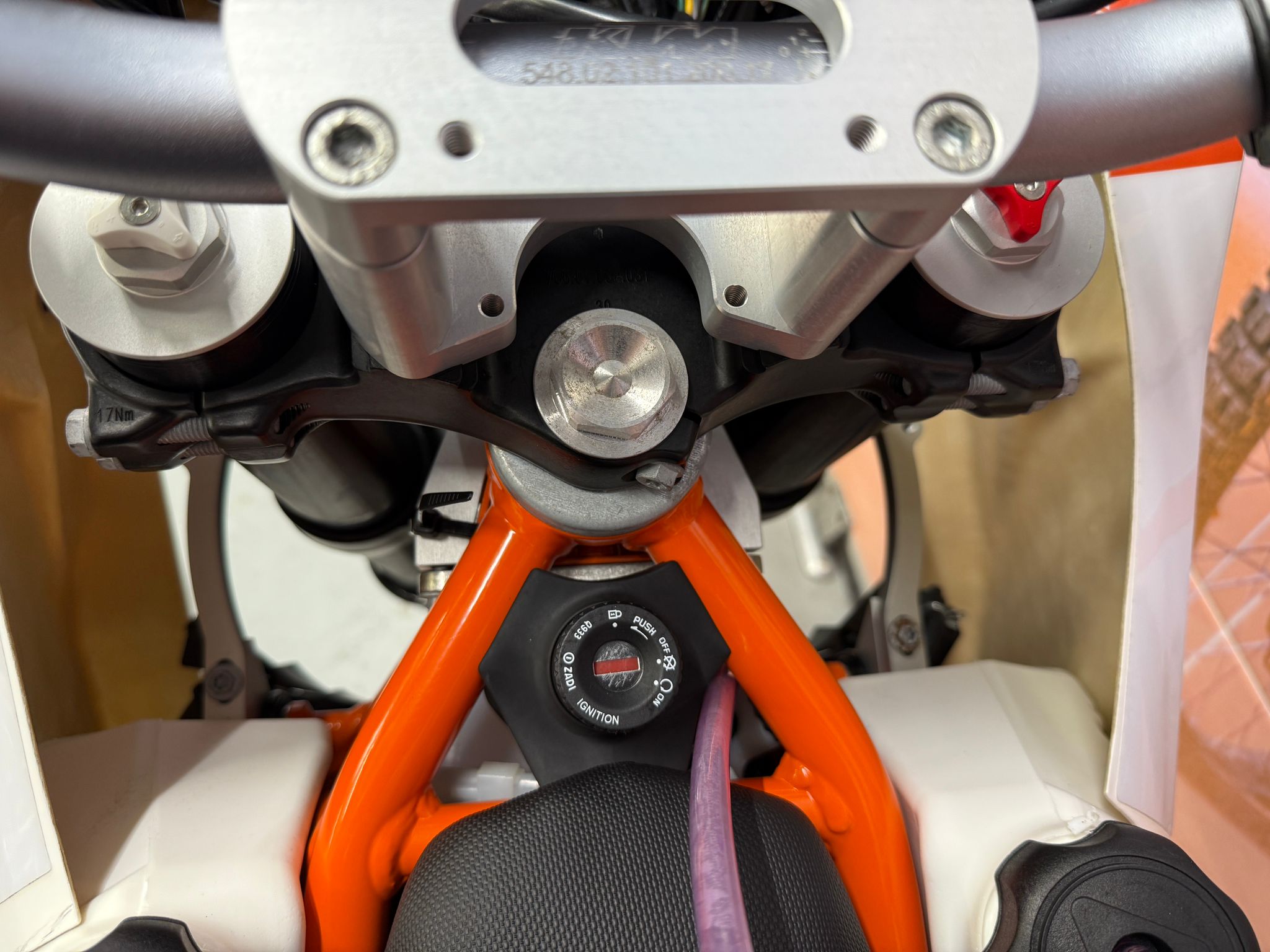 690 Enduro R (690cc) 2015