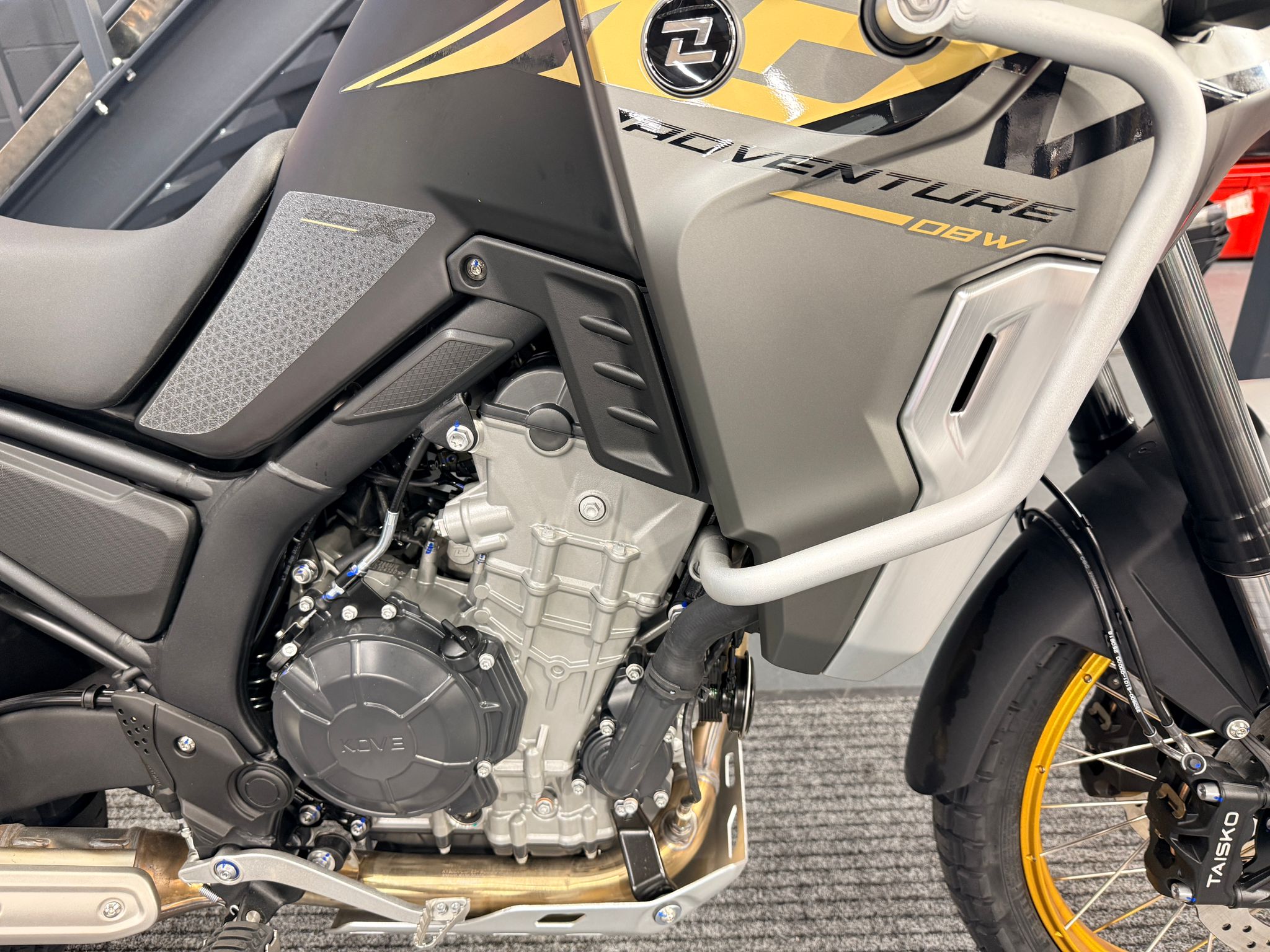 800X Adventure X (799cc) 2026 NEW