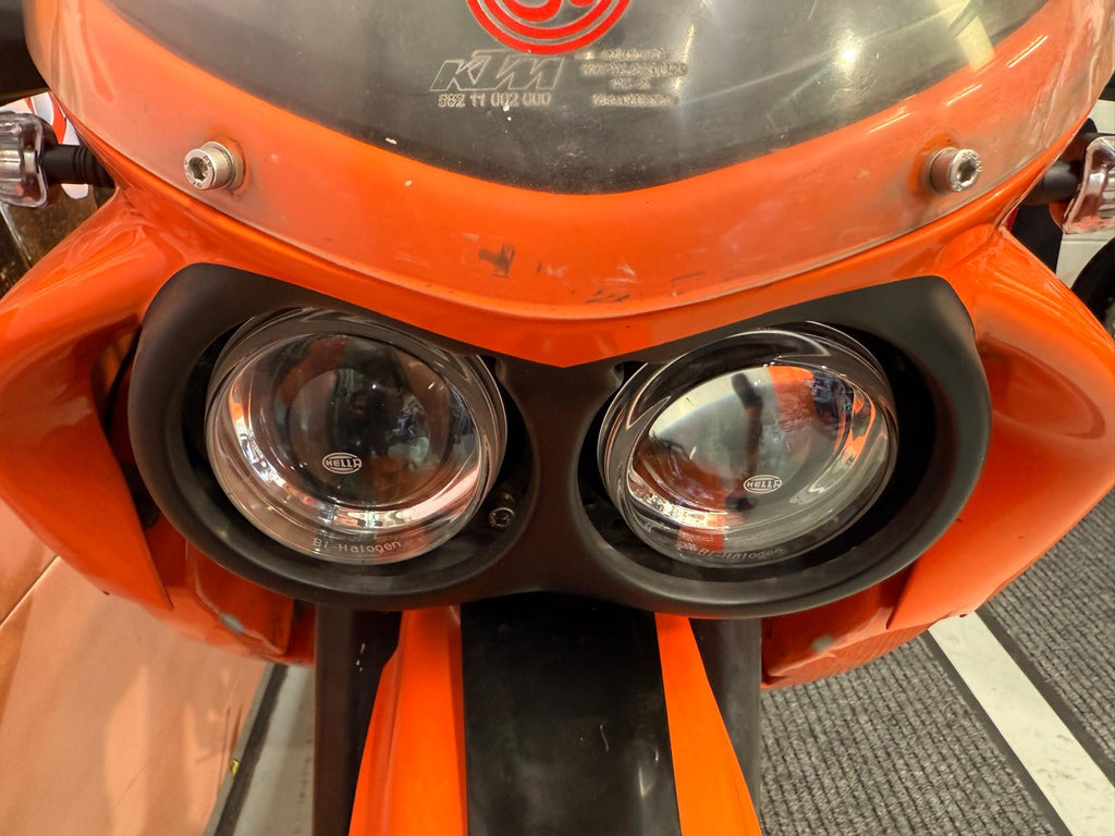 LC4-E 640 Adventure (624cc) 2000