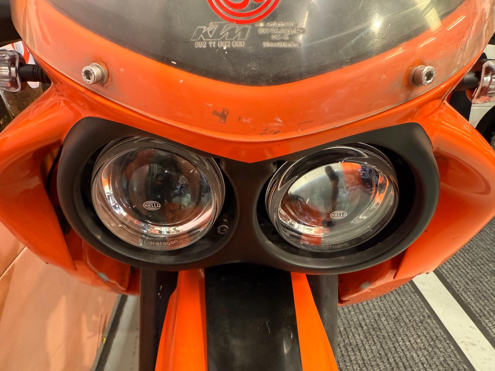 LC4-E 640 Adventure (624cc) 2000