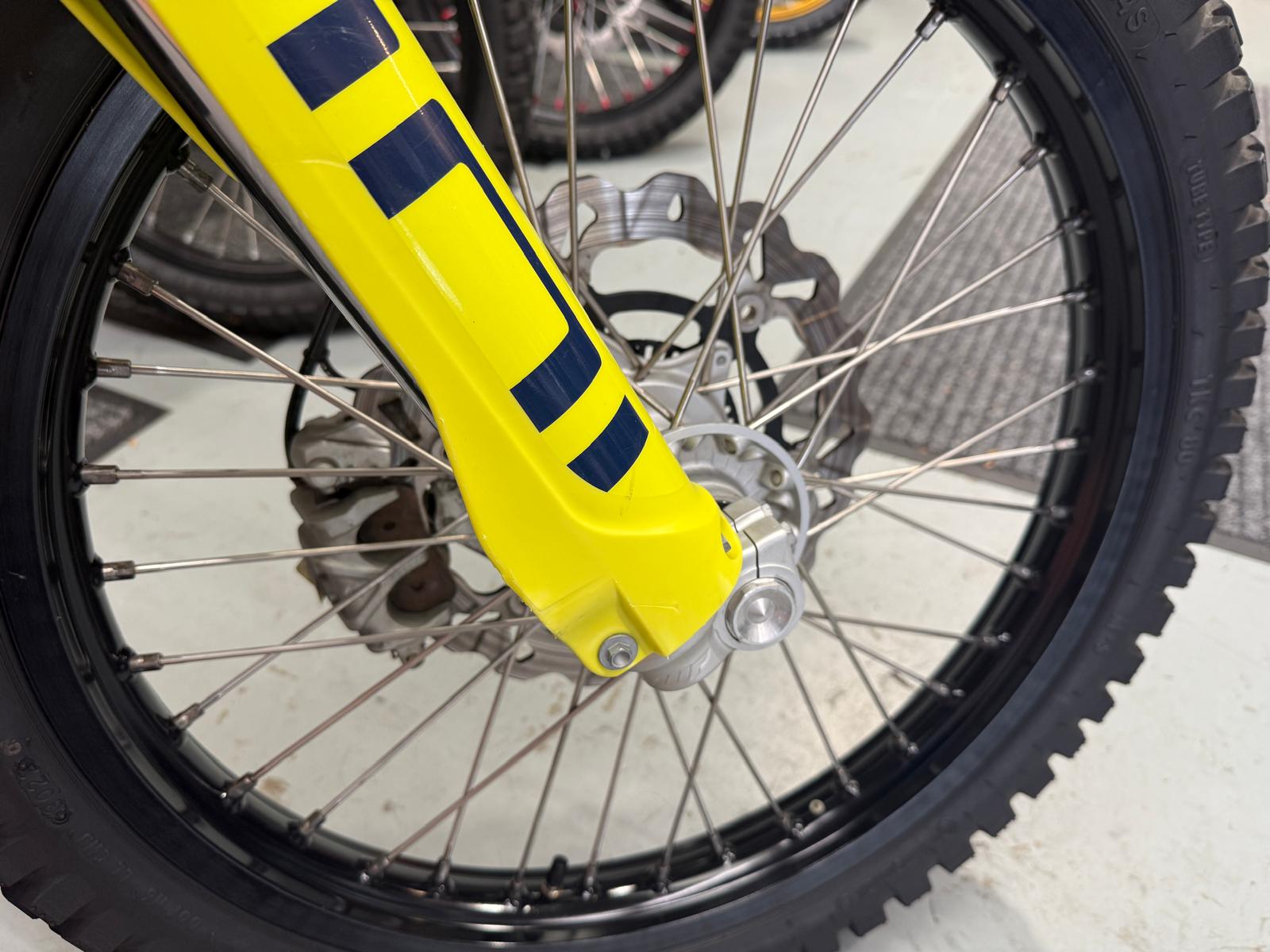 701 Enduro (692cc) 2024