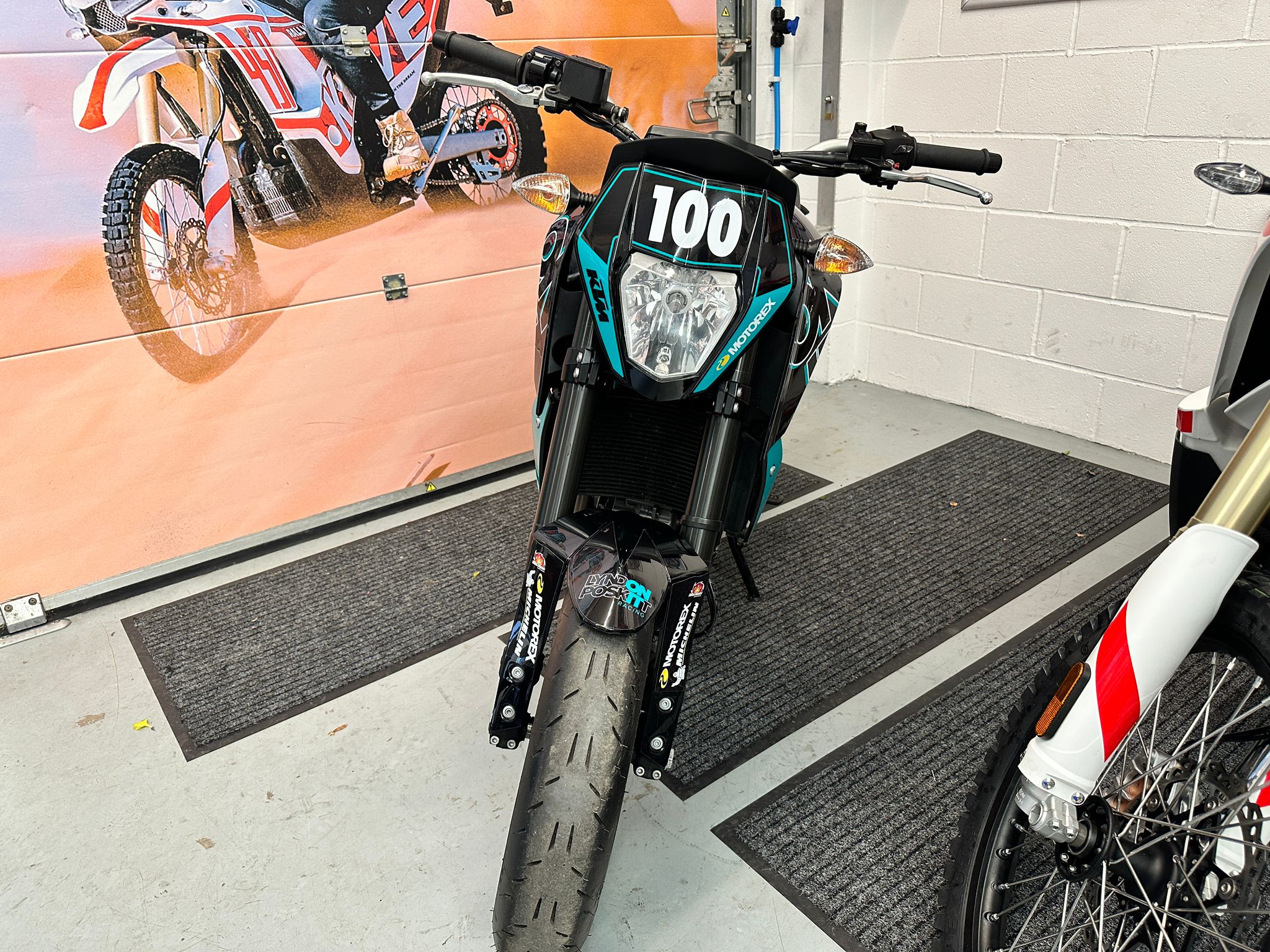 690 Duke (690cc) 2012