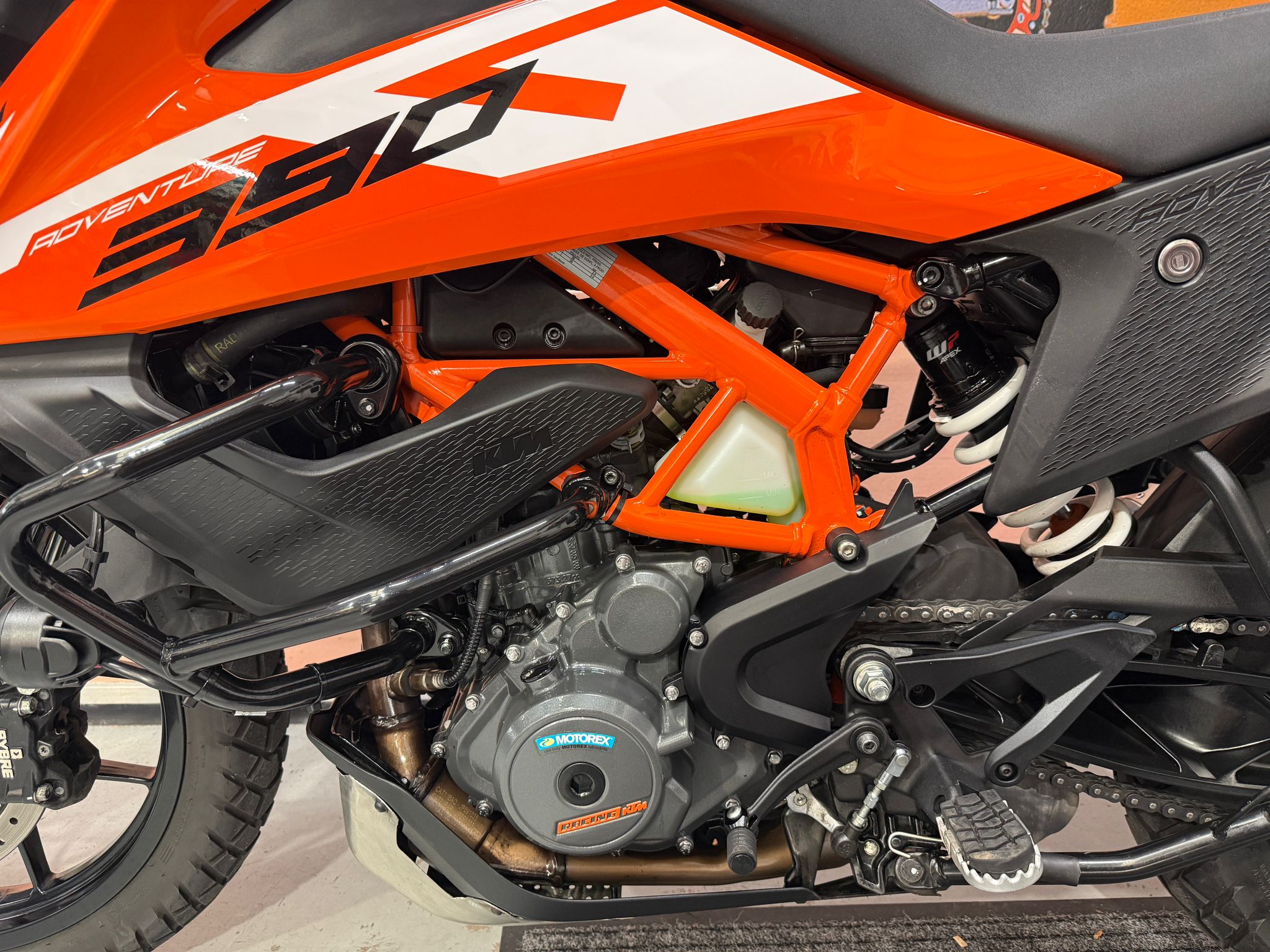 390 Adventure Touring X (399cc) 2024