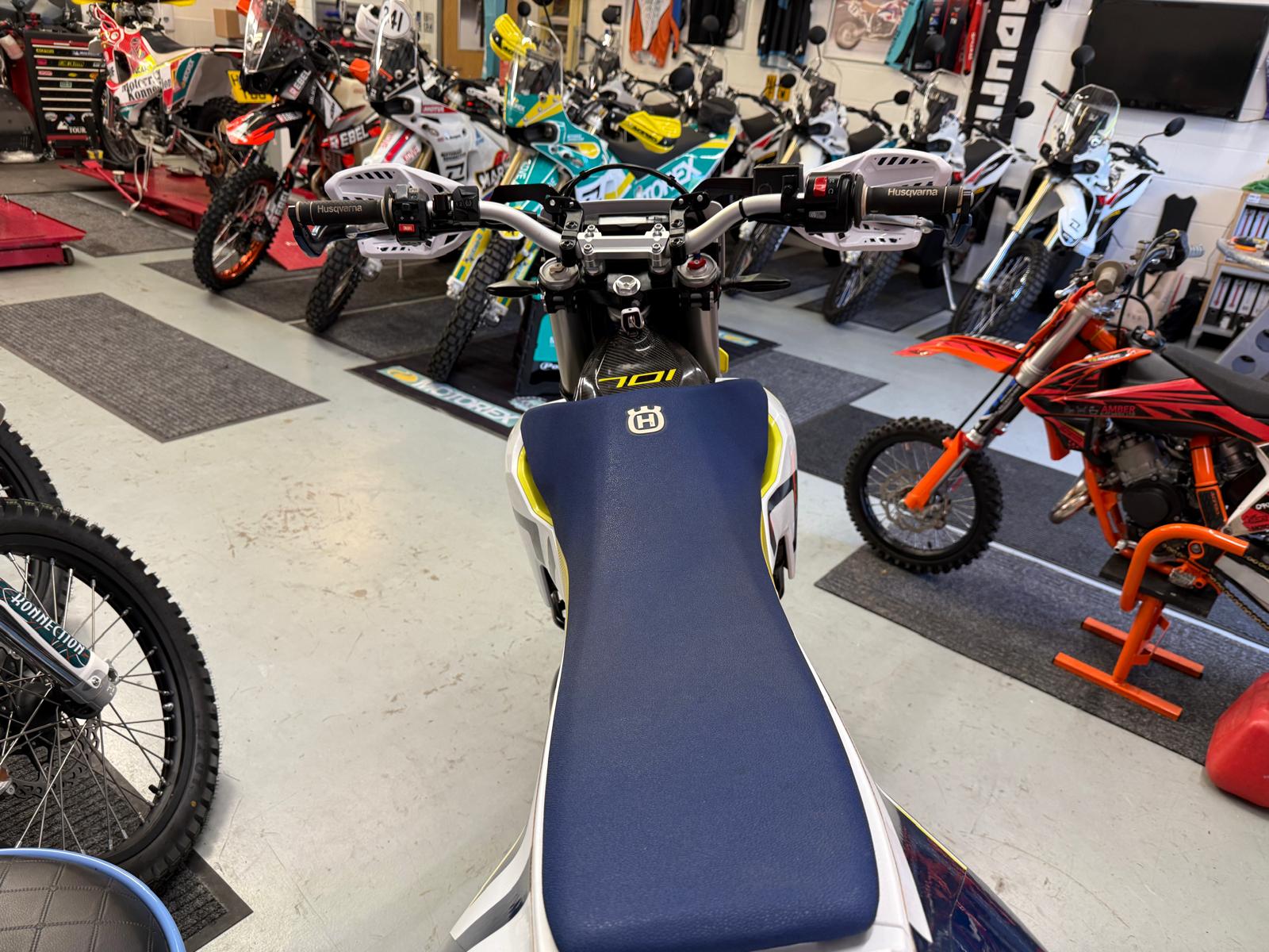 701 Enduro (692cc) 2021