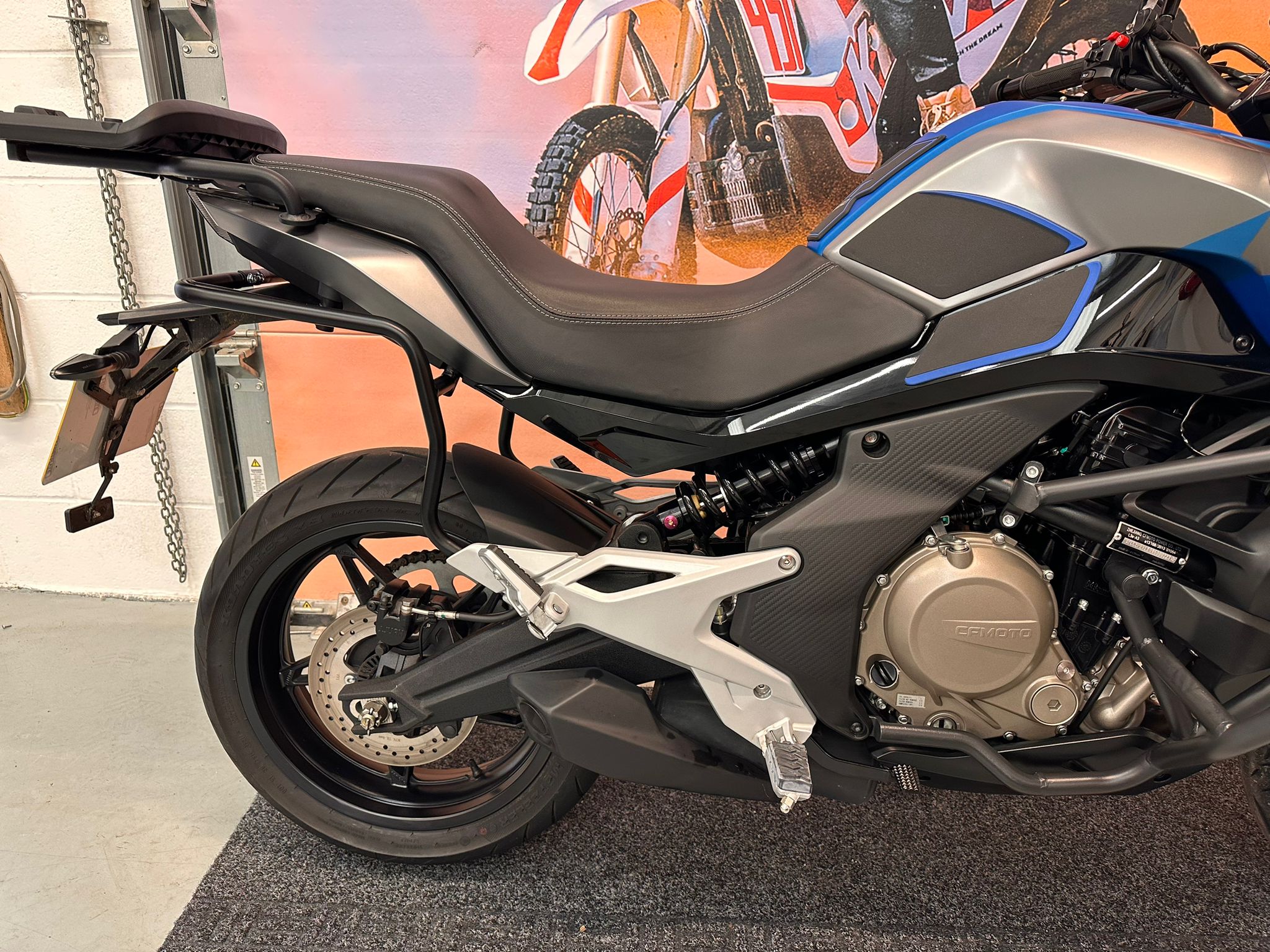 650 MT (649cc) 2021