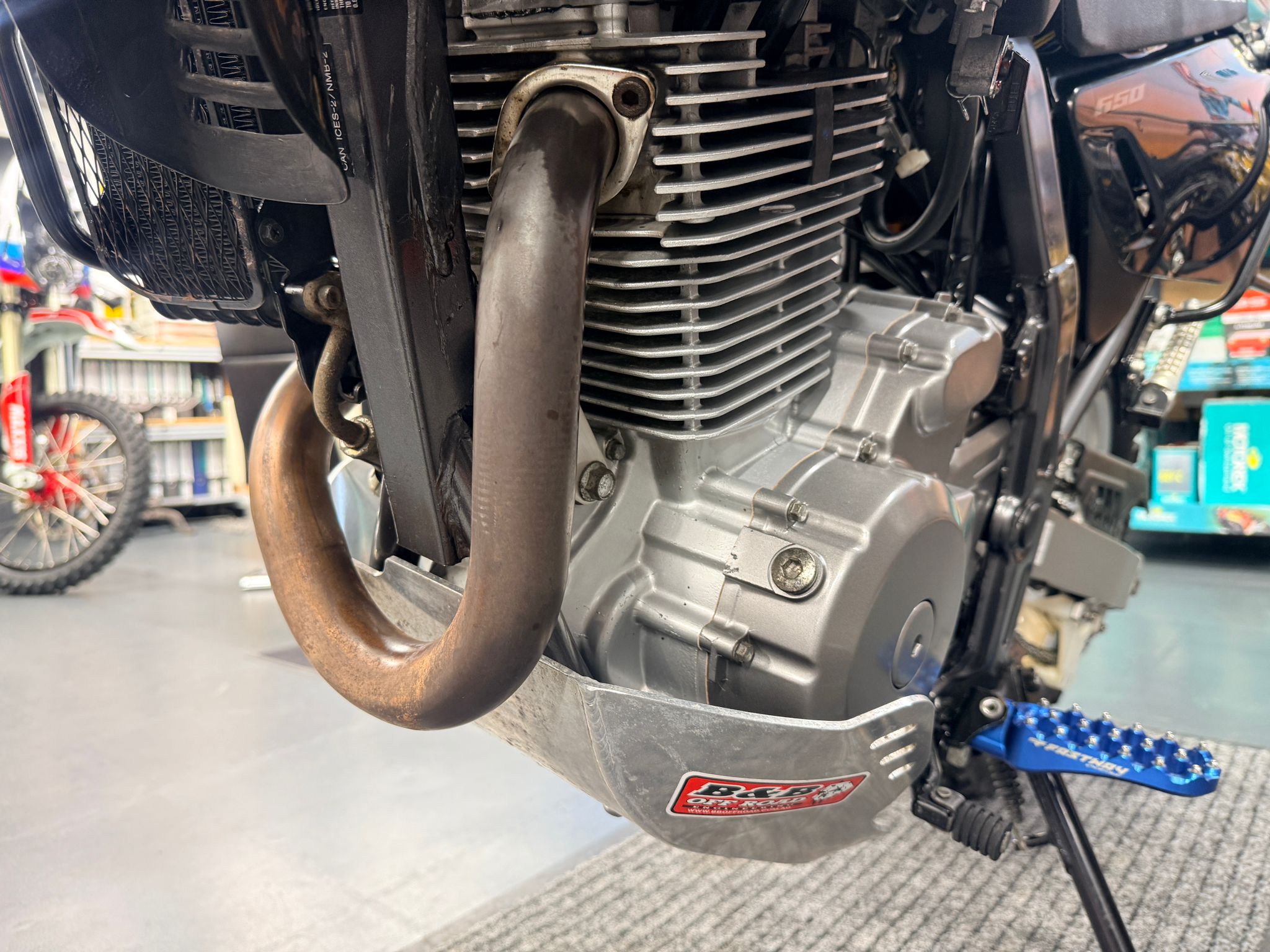 DR650 SE Dual Sport (644cc) 2021